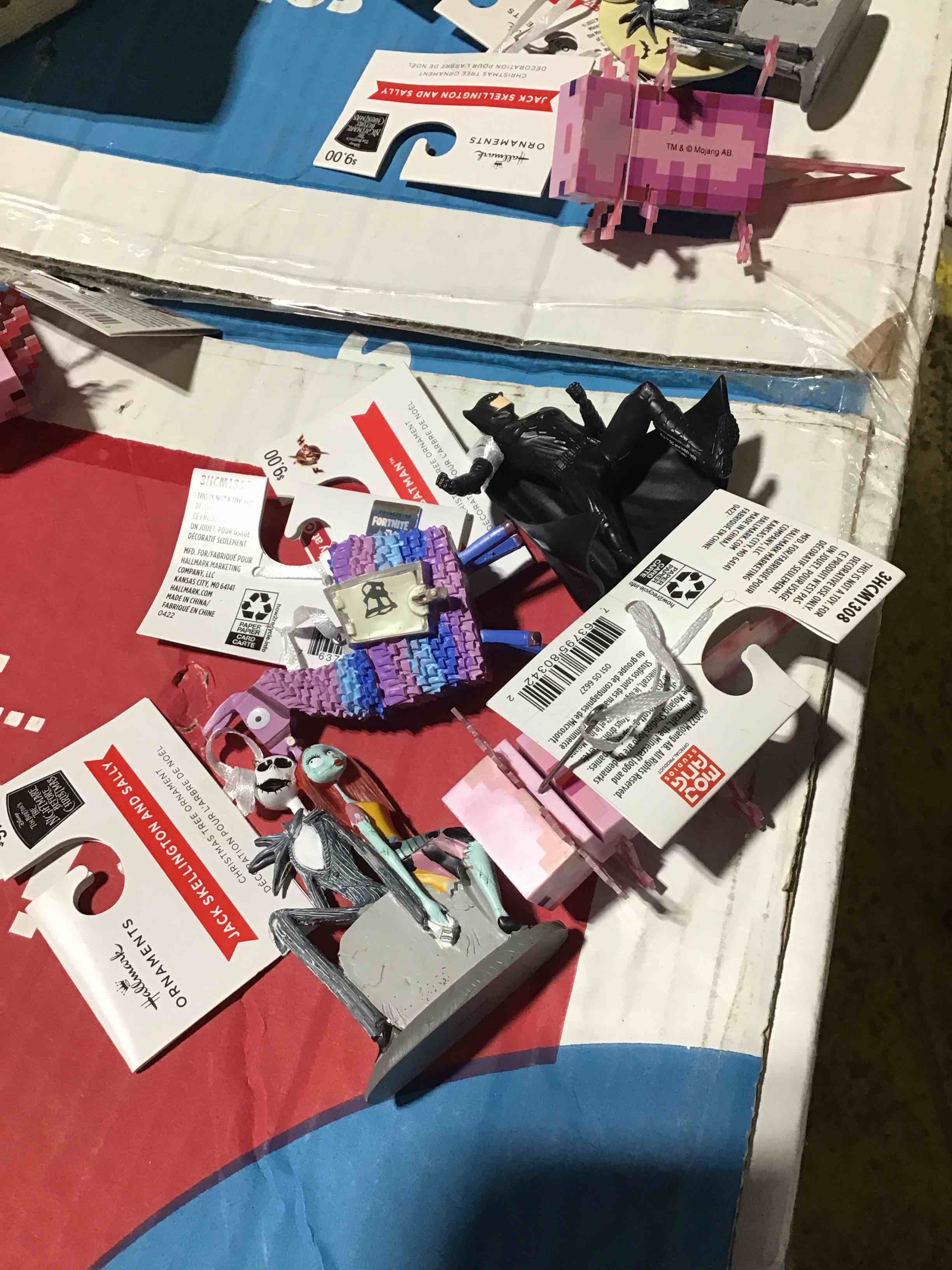 Assorted Christmas tree ornament 