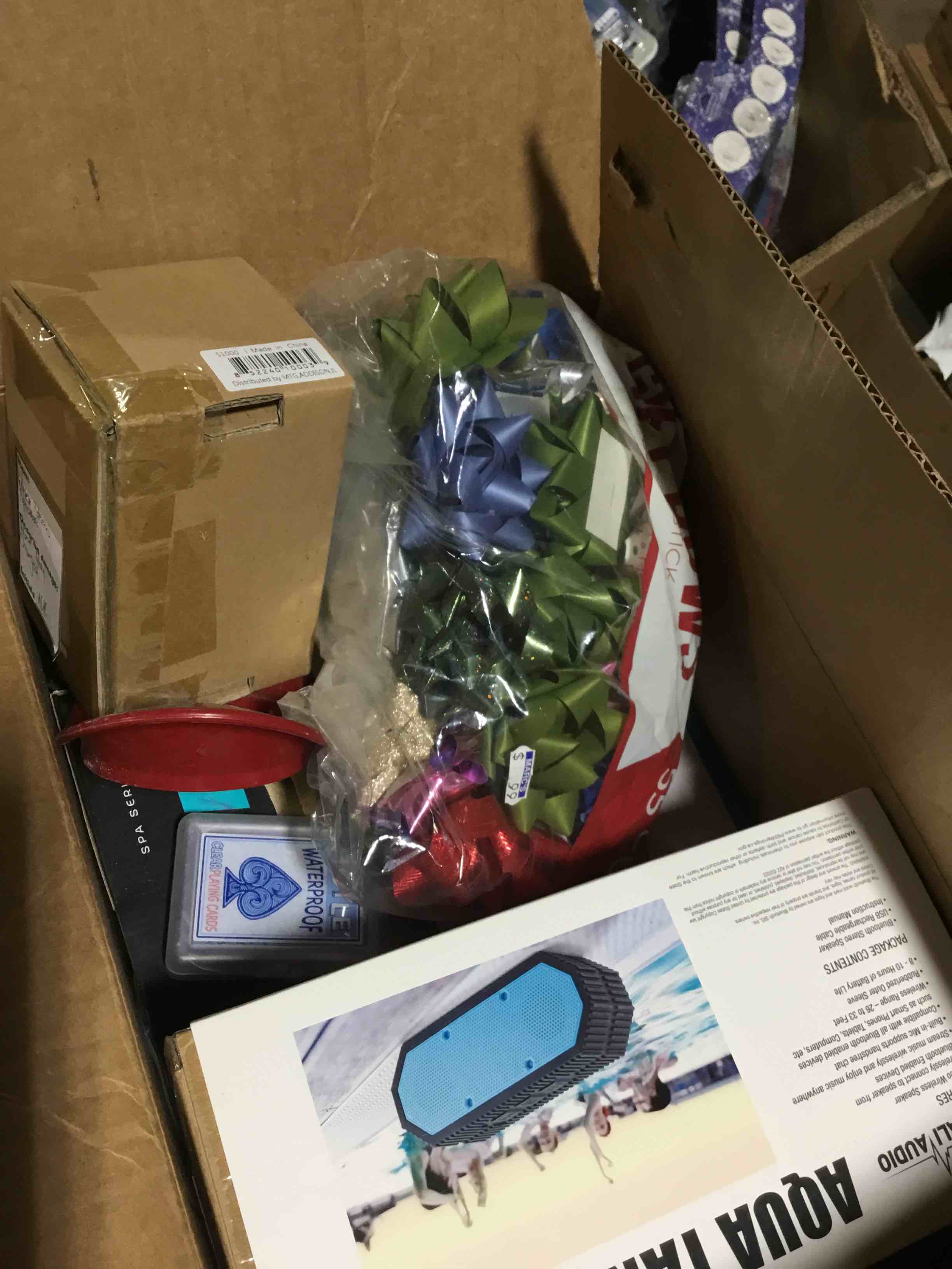 box lot of miscellaneous items 