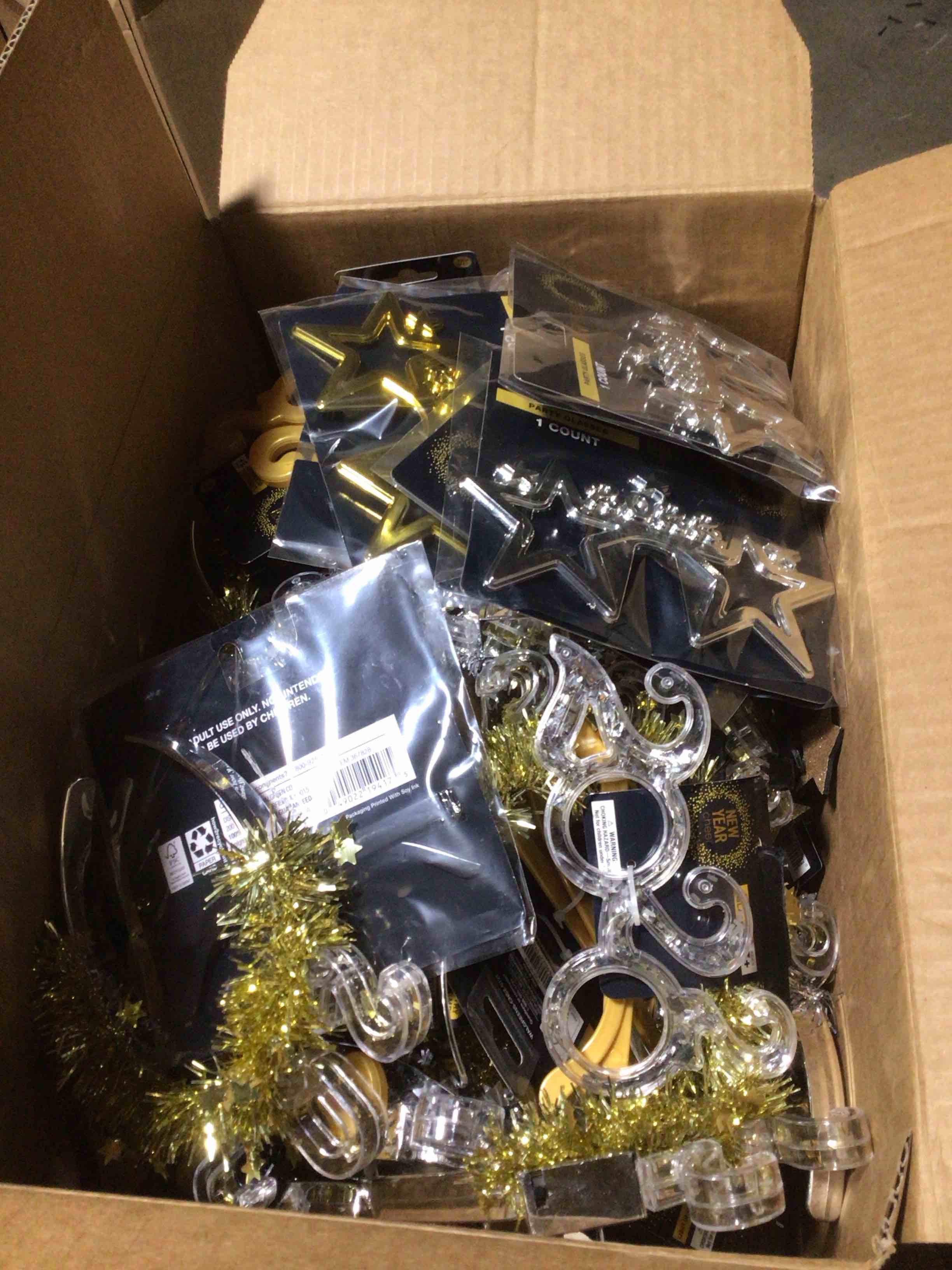 box lot of miscellaneous items 