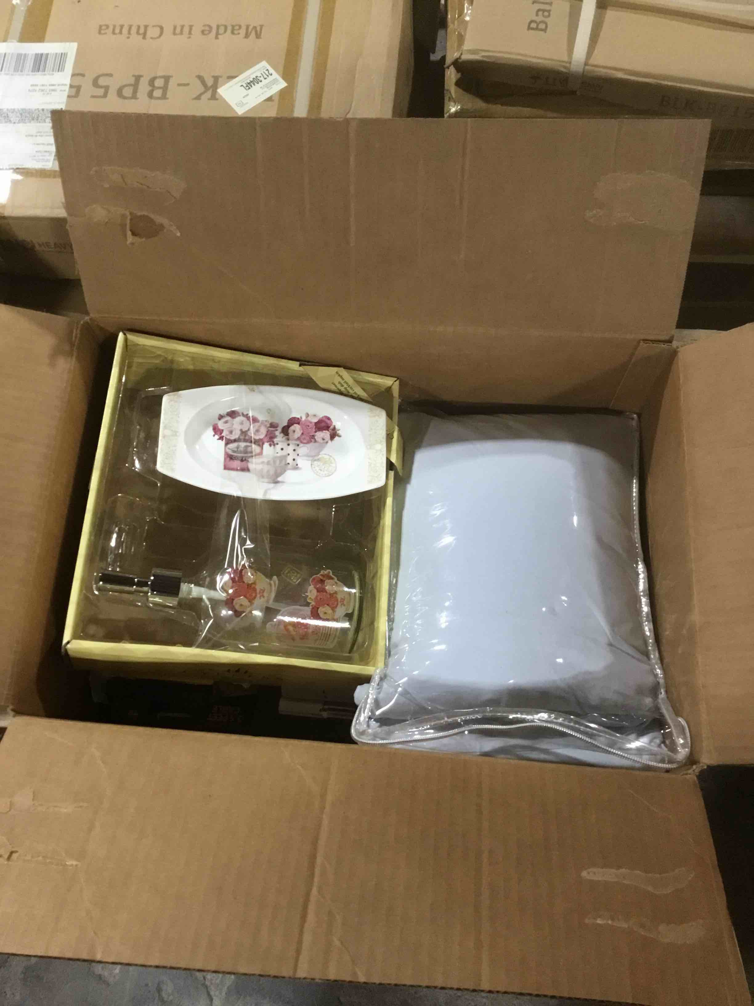 box lot of miscellaneous items 