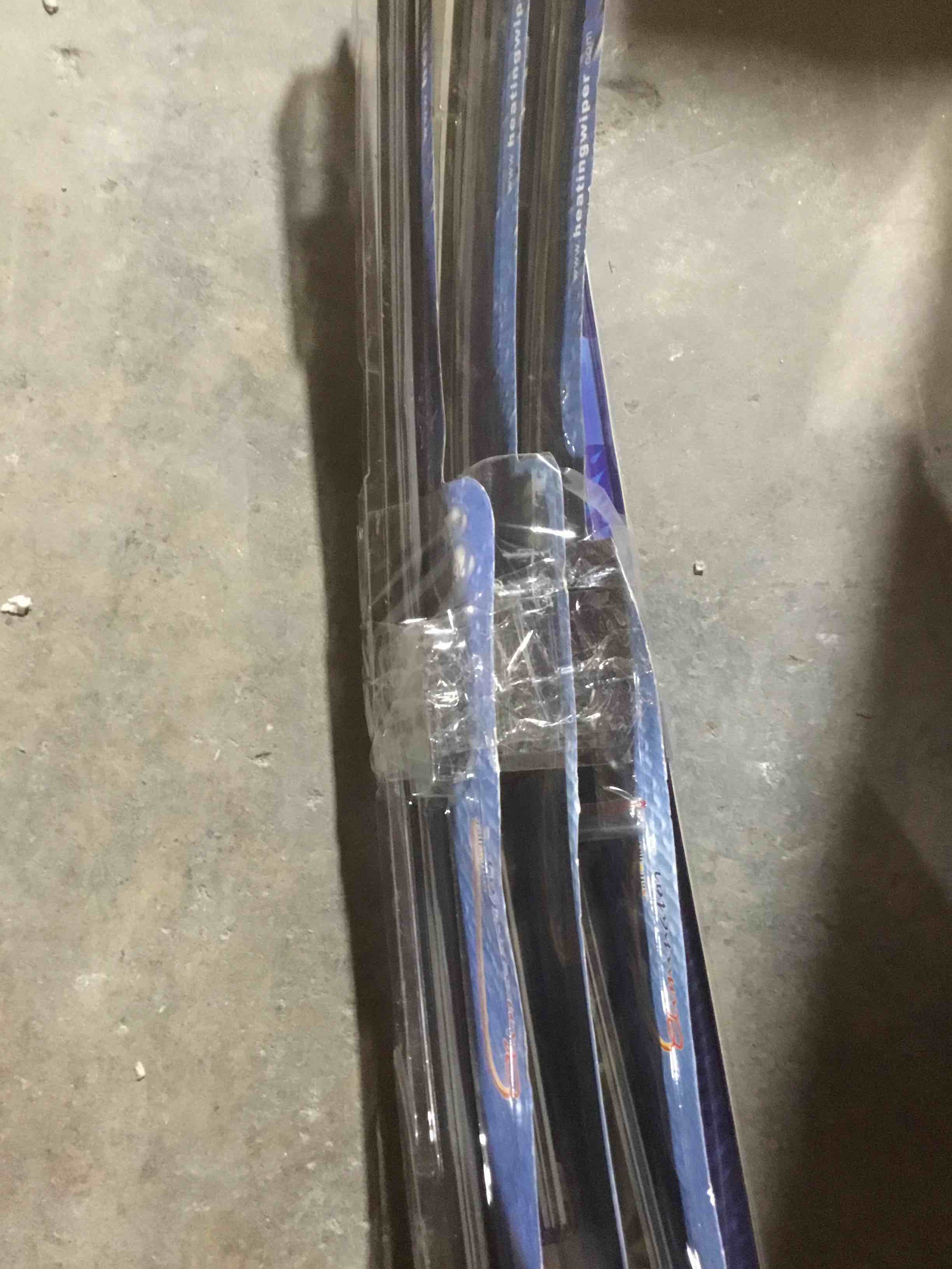 Pack of 4 Extended Lifetime Frameless wiper assortment 26” 19” 15”