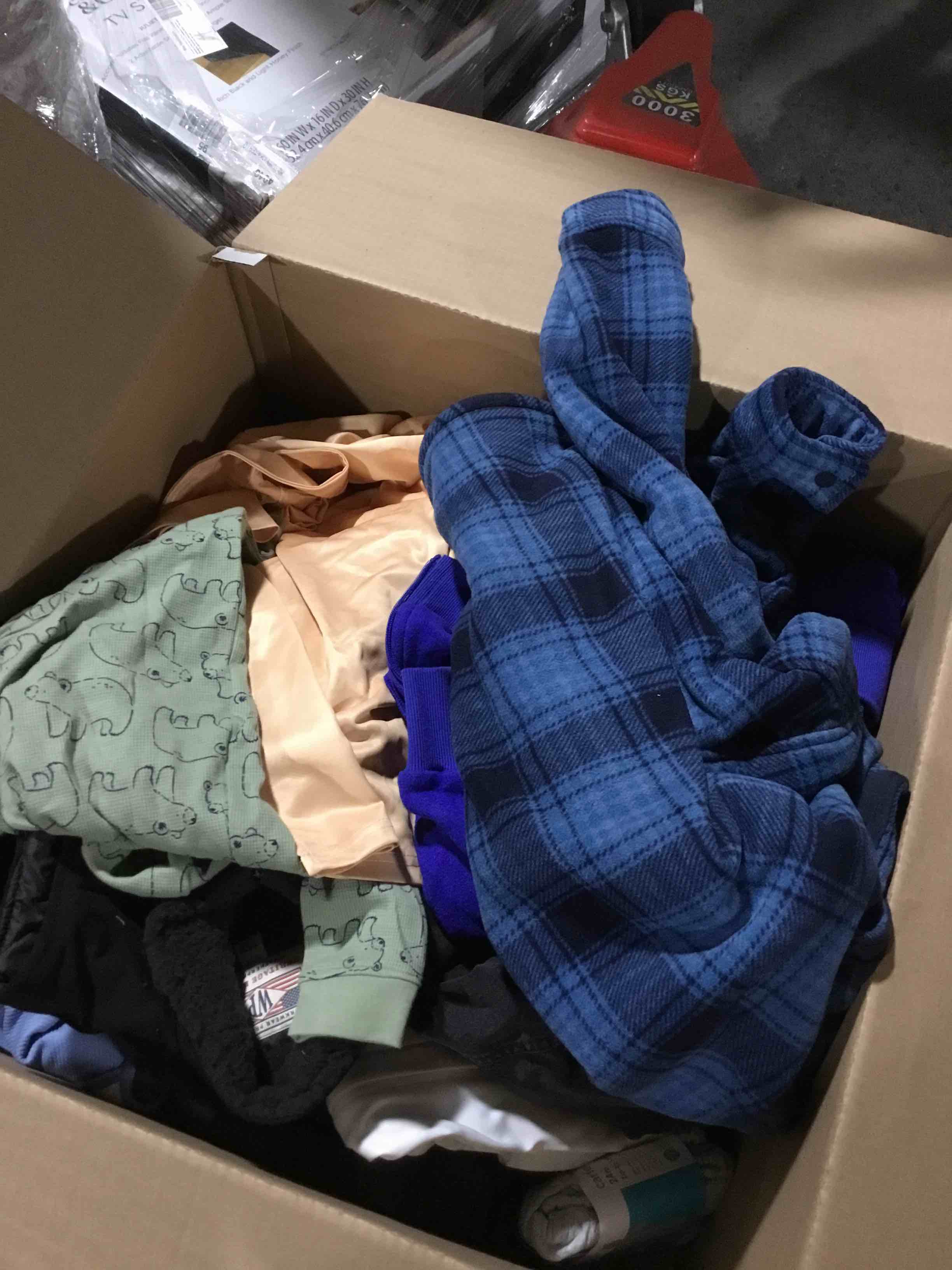 Box Lot of New Clothes (25pcs)