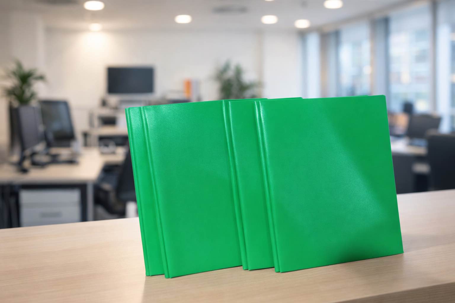 Condition photo showing item condition for 32pack Pen + Gear 3-Prong Poly Folder  Green  9.4  x 11.4