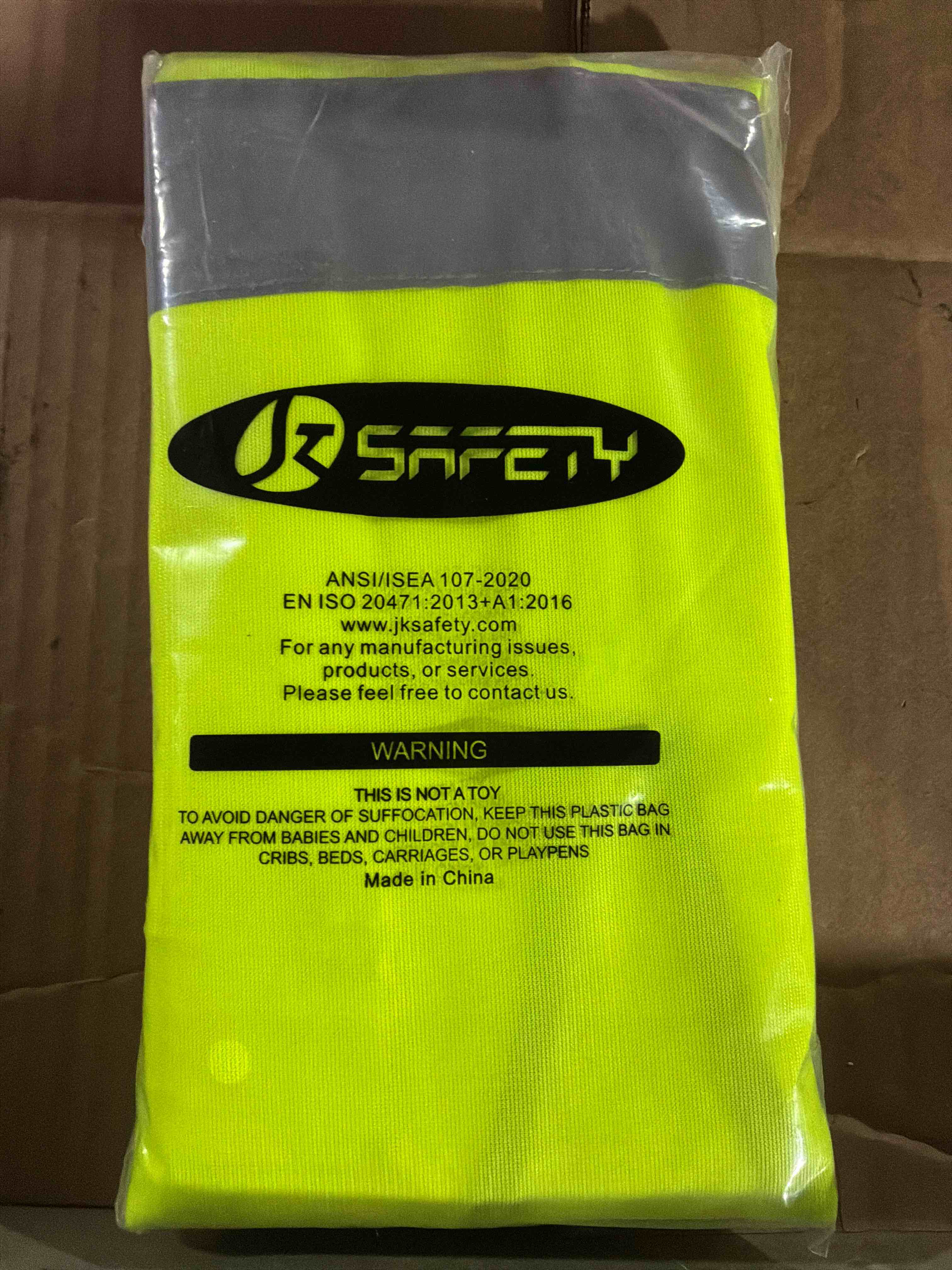 Condition photo showing New/Like New for JKSafety 9 Pockets Class 2 High Visibility Zipper Front Safety Vest With Reflective Strips,Meets ANSI/ISEA Standard (Large, 150-Yellow) Large Yellow