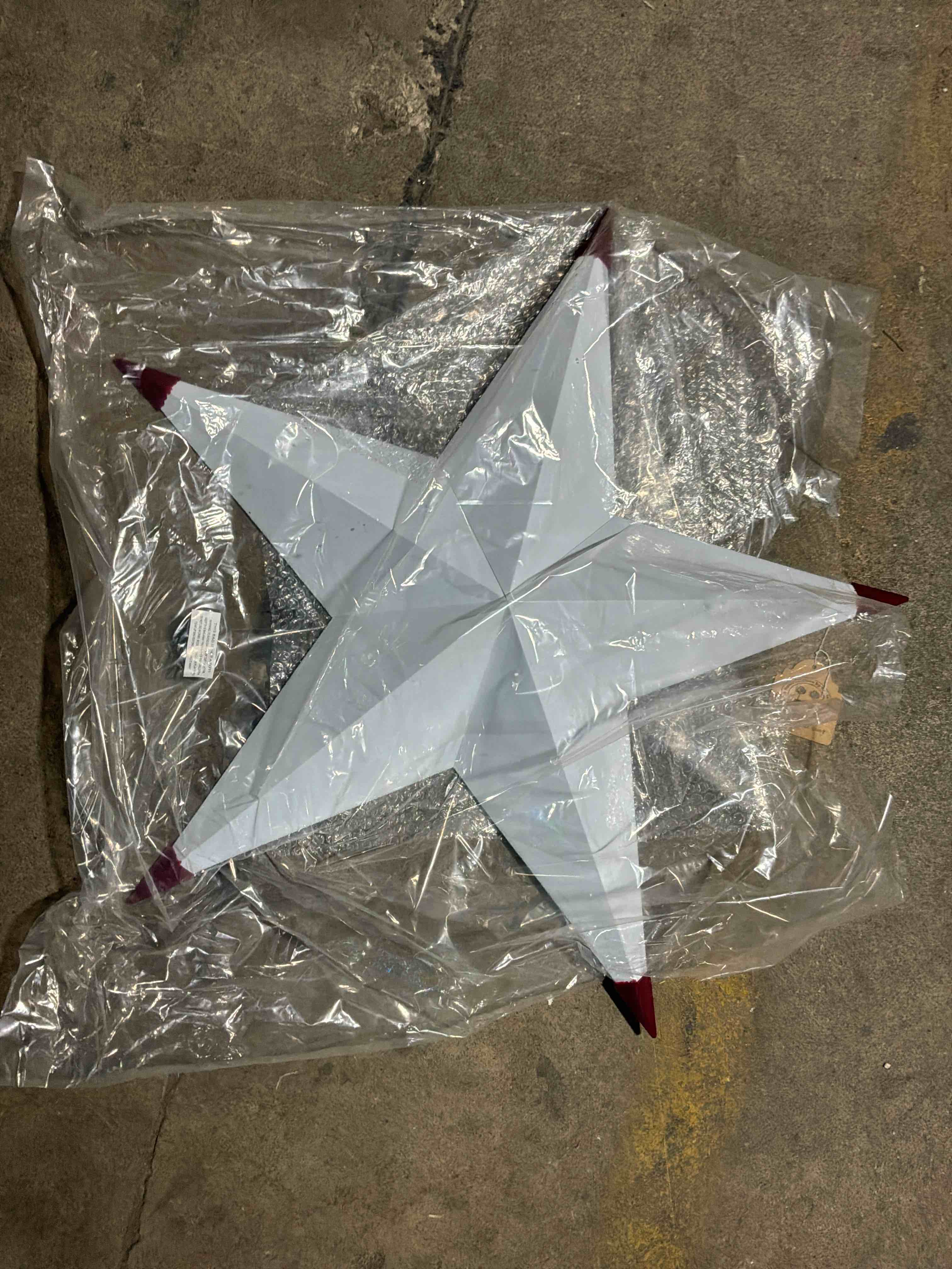 Heavy Duty Metal Star 24" Painted Solid White.