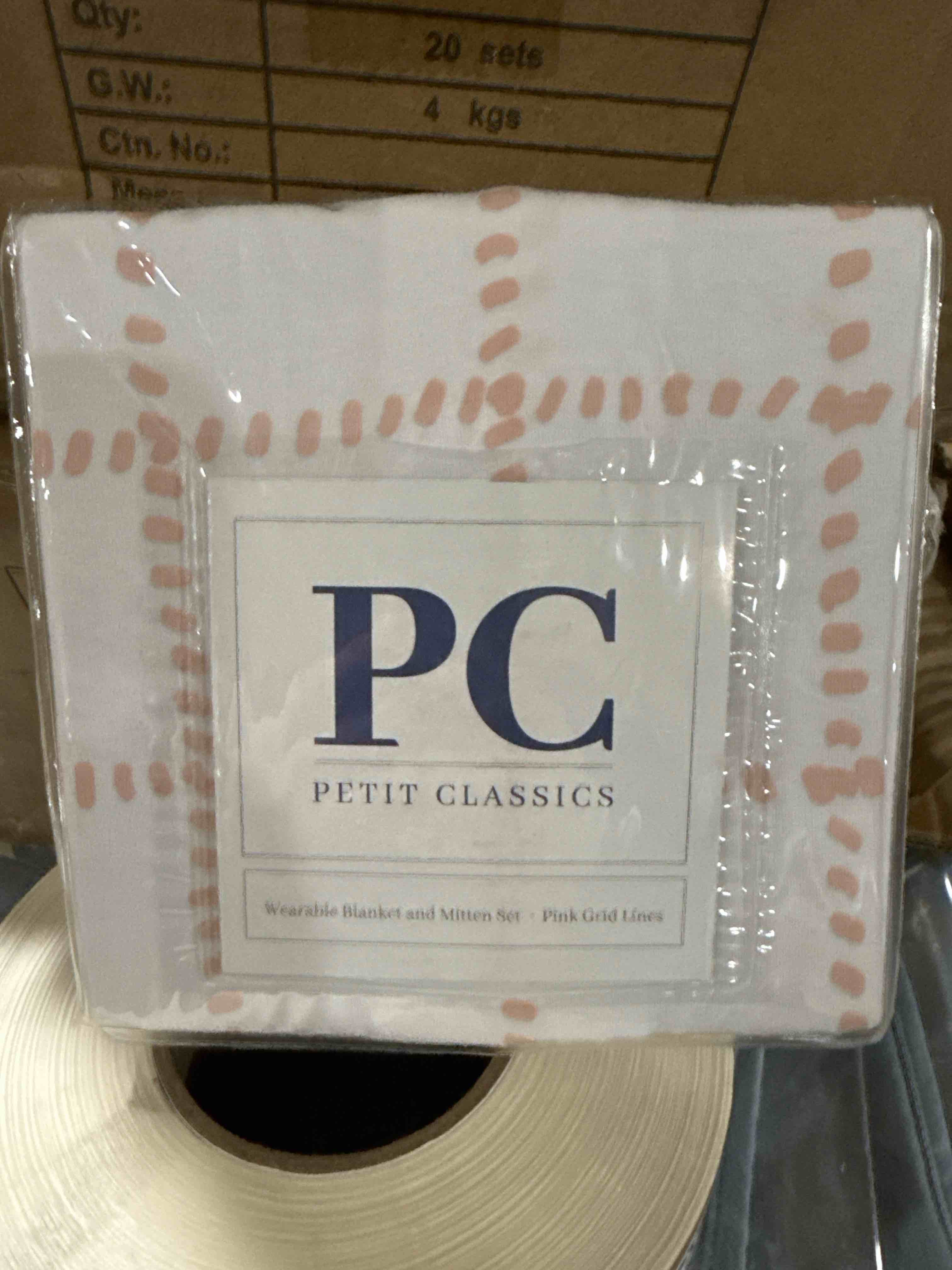 Petit Classics Wearable Blanket and mitten set Pink Grid Lines 