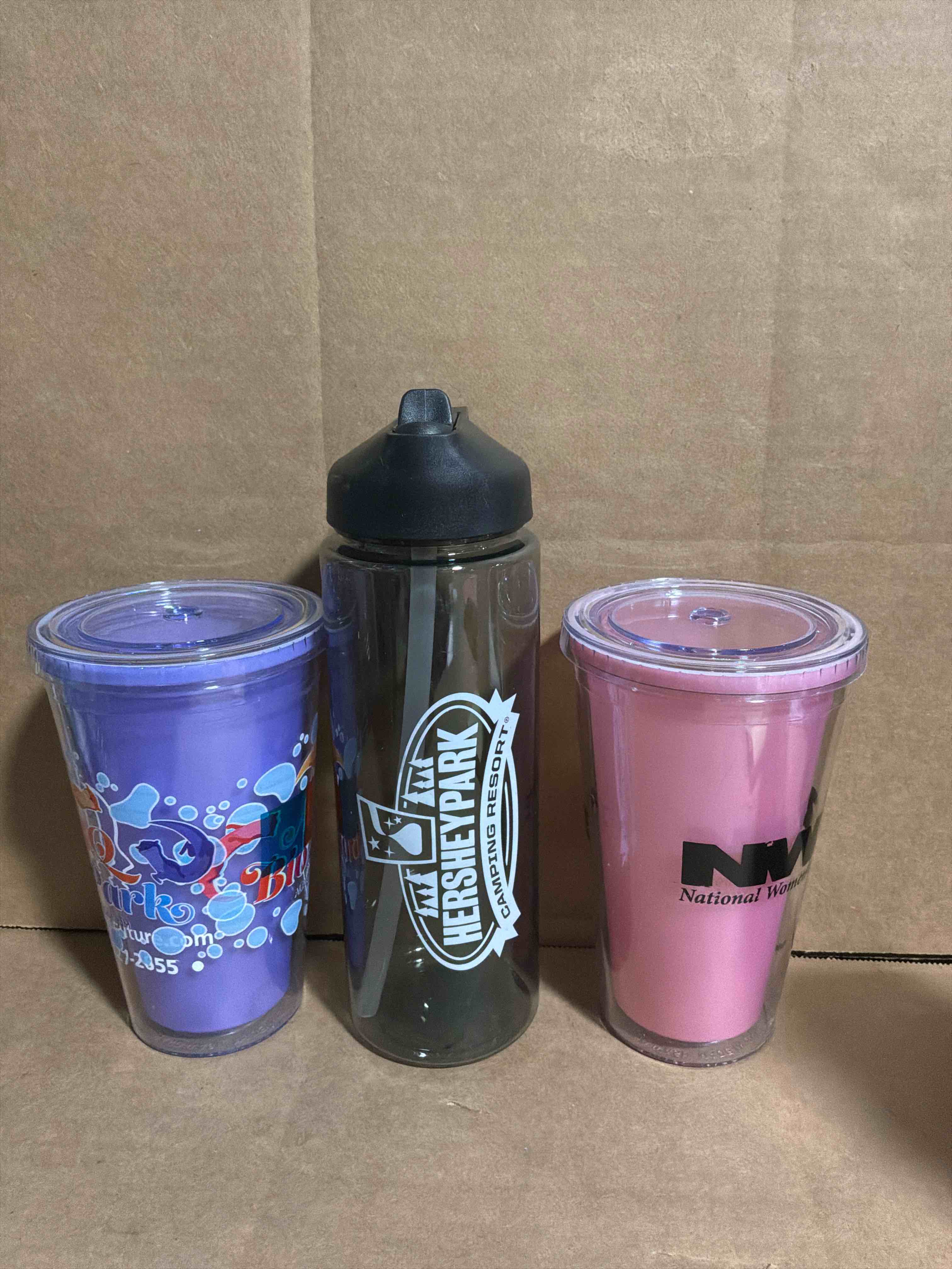 3 pack of assorted plastic tumblers