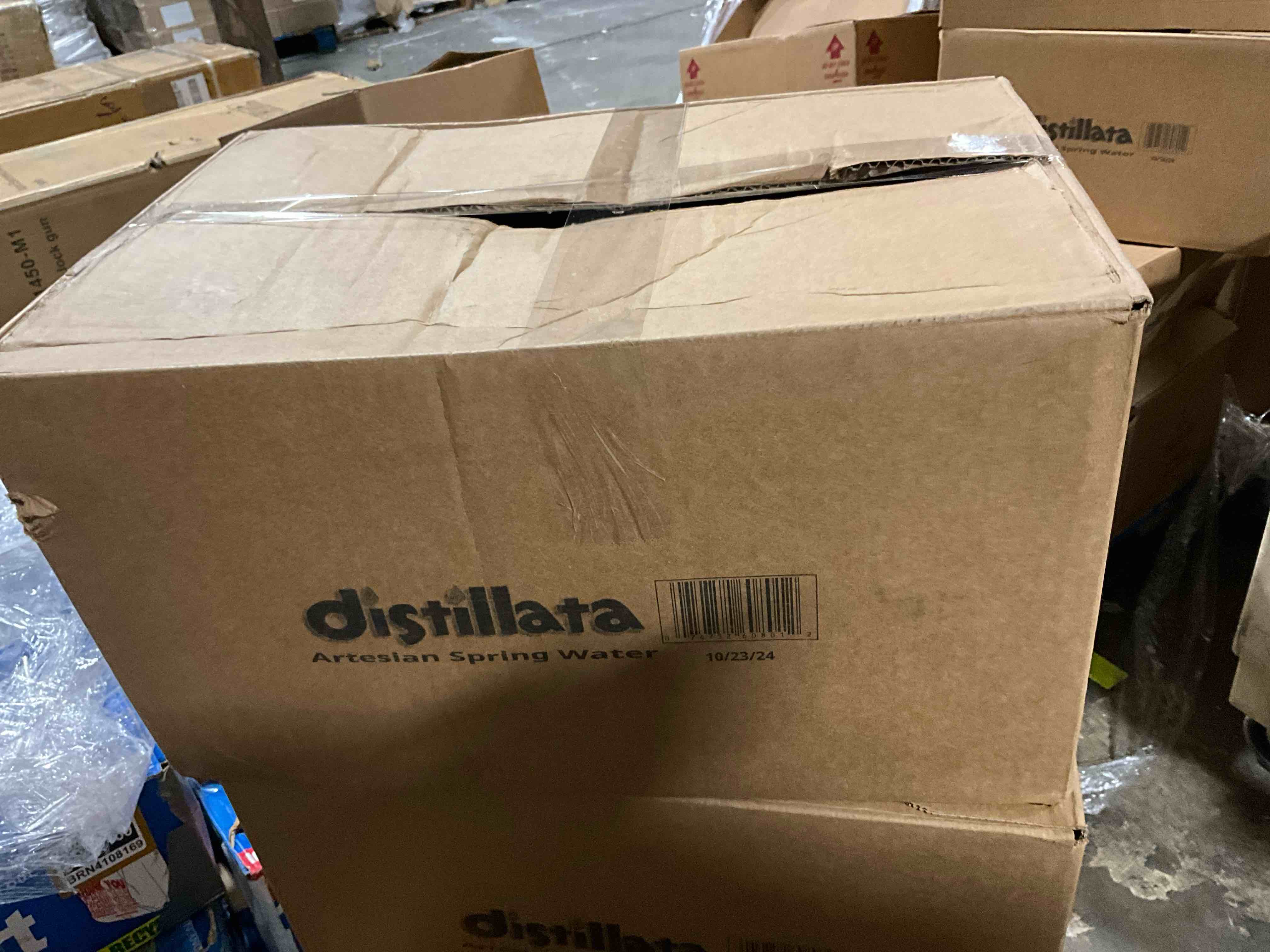 Condition photo showing Good Condition for box lot of miscellaneous items 