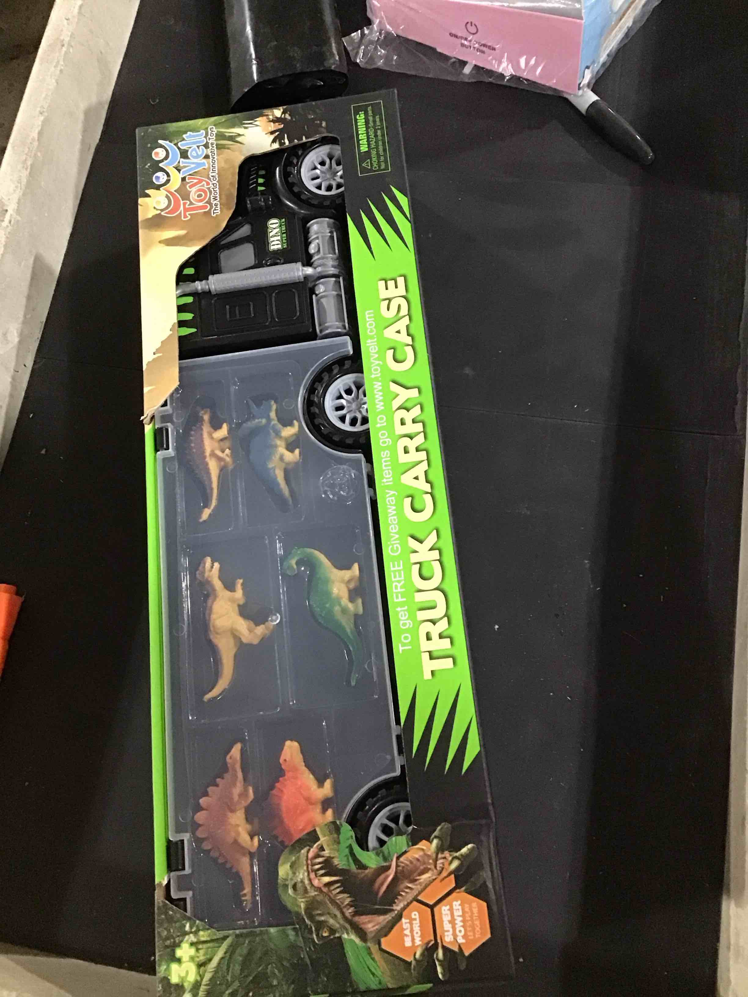 Toyvelt Dinosaur Toys for Kids 3-5 - Dinosaur Truck Carrier Toy with 15 Dinosaur -The Best Dinosaur Toys for Boys and Girls Ages 3 4 5  Years Old and Up + Bonus Dinosaur Book Incl