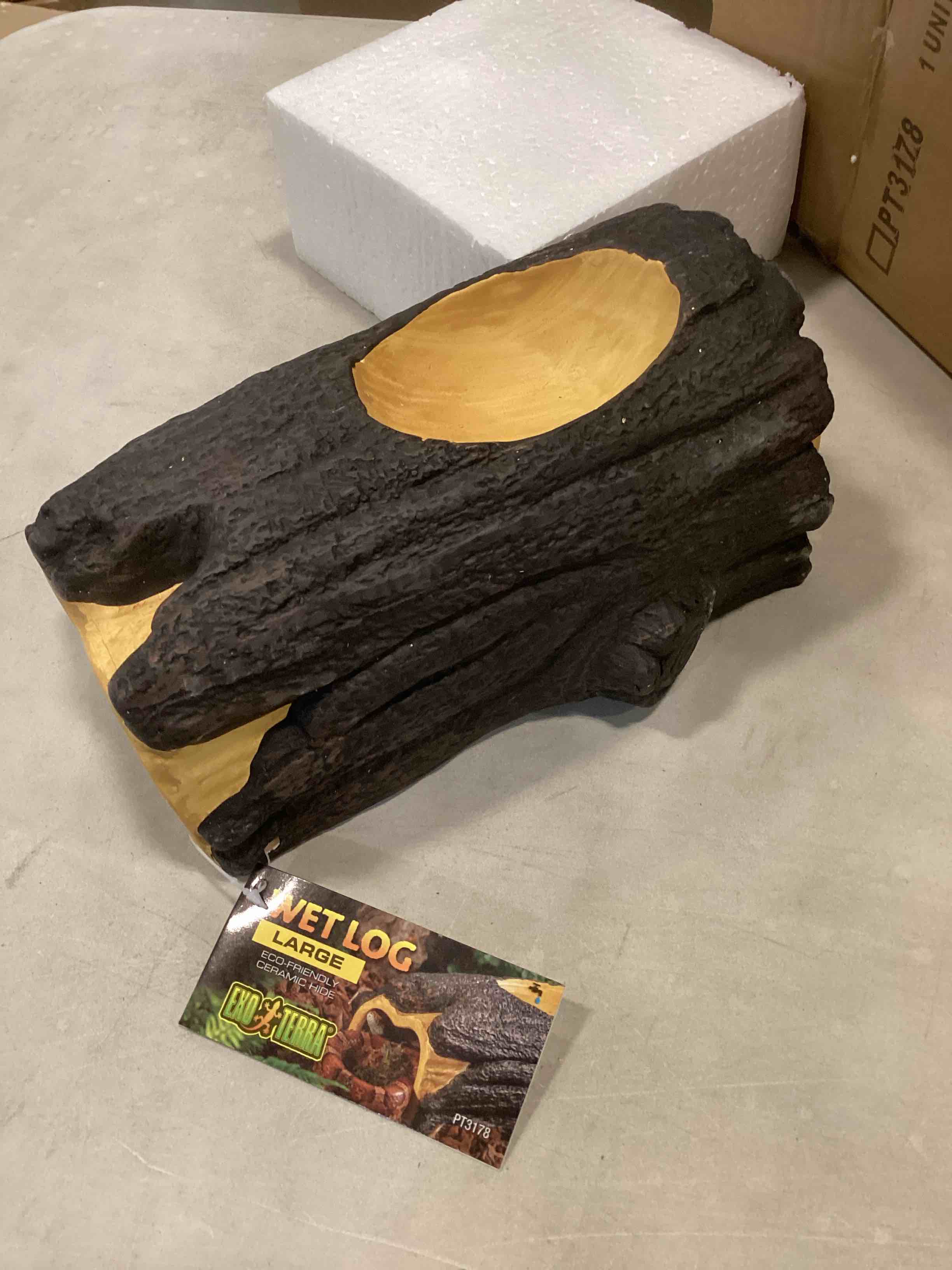 Condition photo showing New/Like New for EXO TERRA large wet log