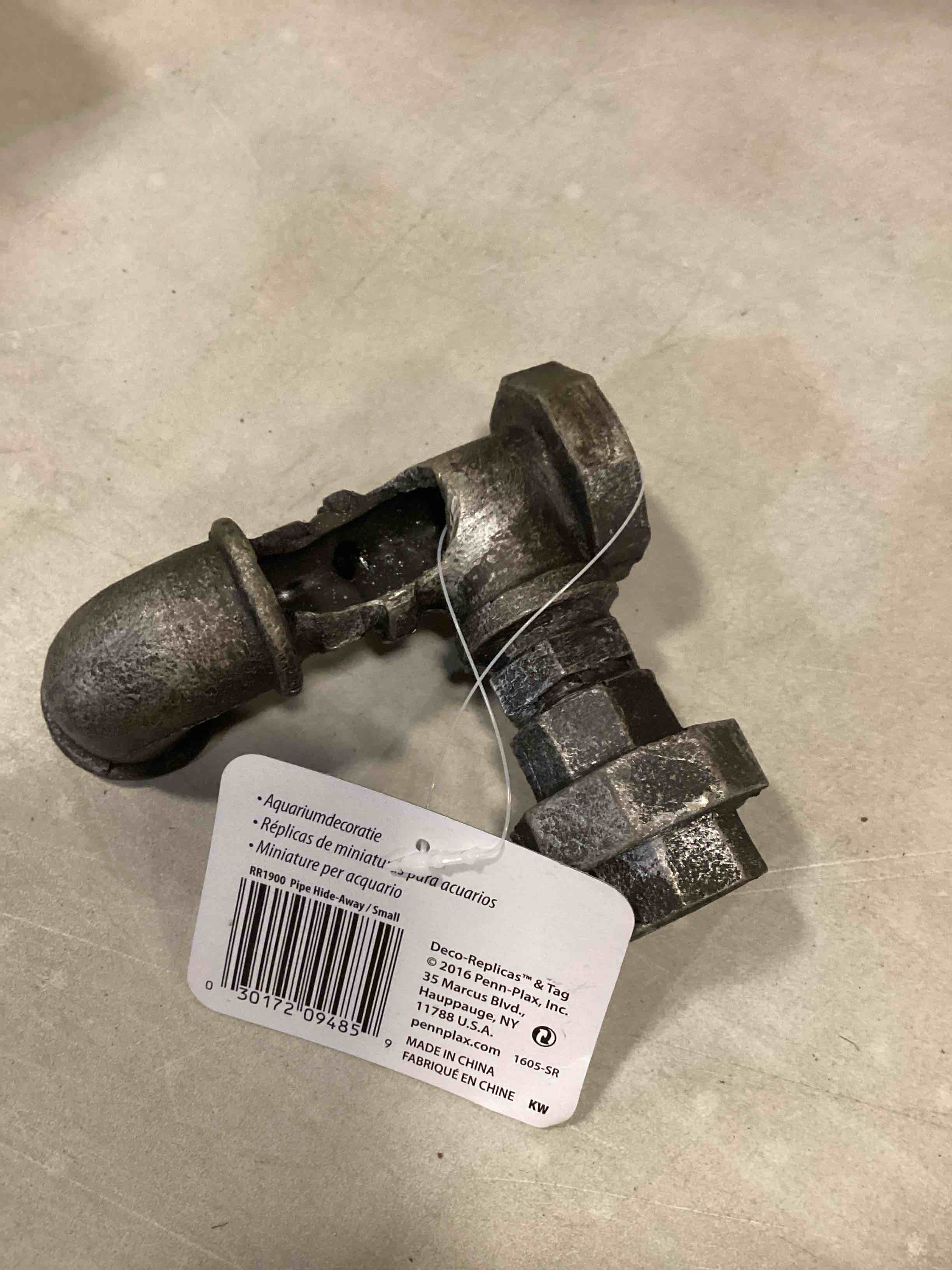 Condition photo showing New/Like New for Penn-Plax RR1900 Pipe Hideaway - Small