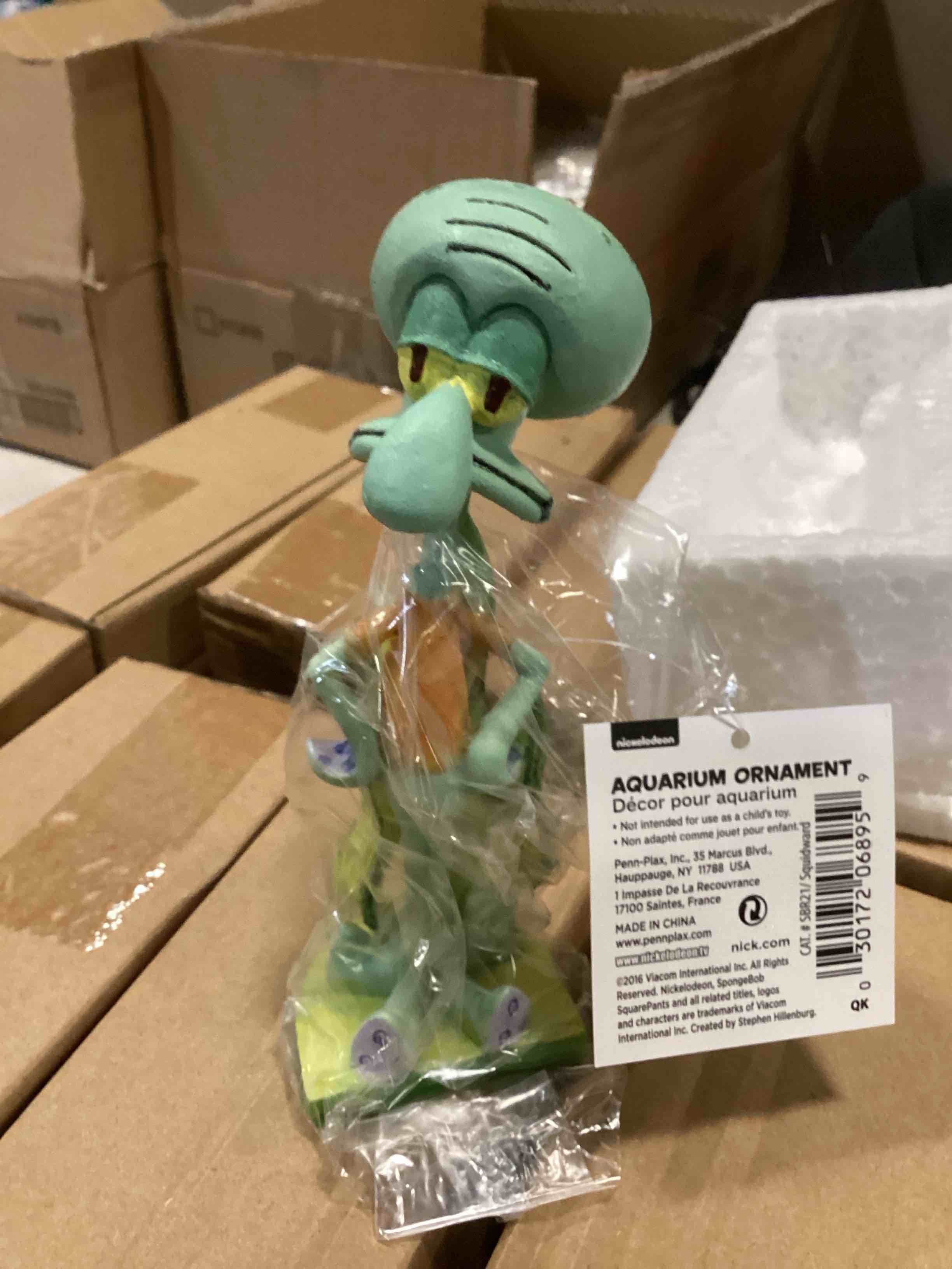 Condition photo showing New/Like New for Penn Plax SpongeBob Squidward Aquarium Figure