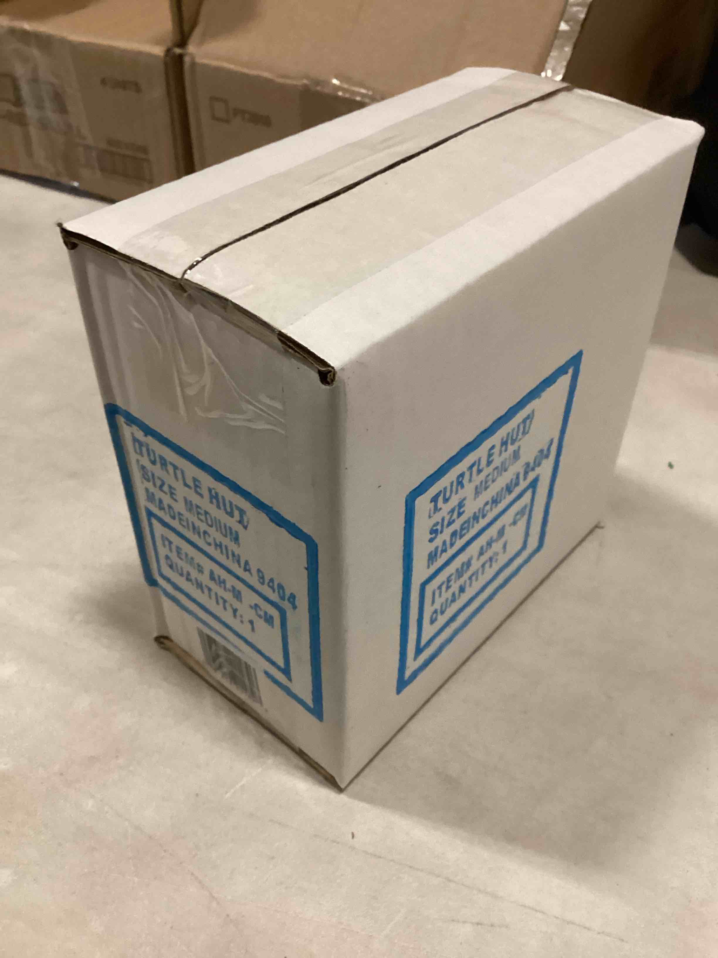 Condition photo showing New/Like New for Zoo Med Natural Turtle Hut for Terrariums [Set of 2] Size: Medium (0.44' H x 0.44' W x 0.44" L)