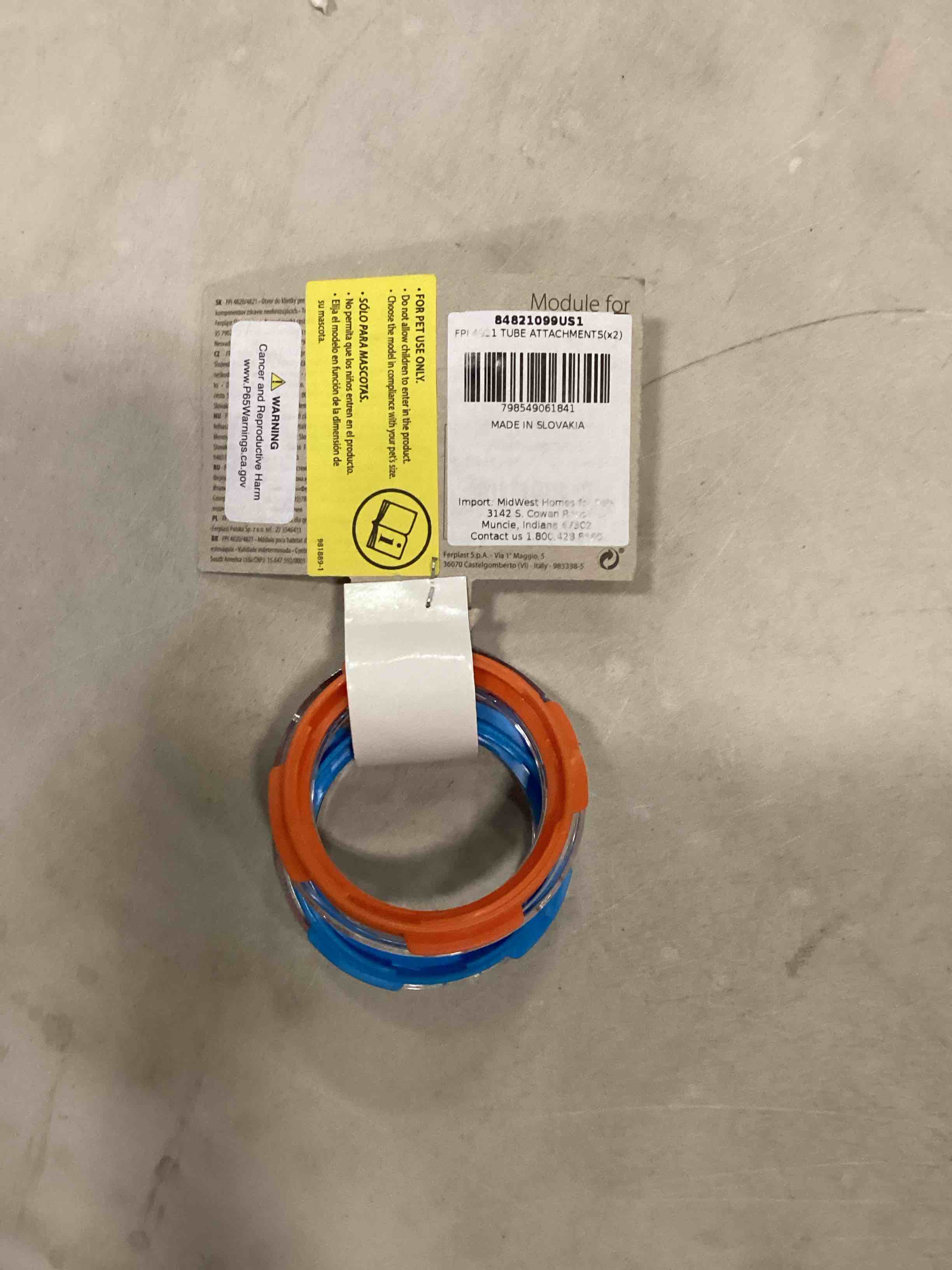 Condition photo showing New/Like New for Ferplast Hamster Tube & Accessories  Two-Piece Spare Tube Plastic Connection Ring Piece  2.4 Inch Diameter