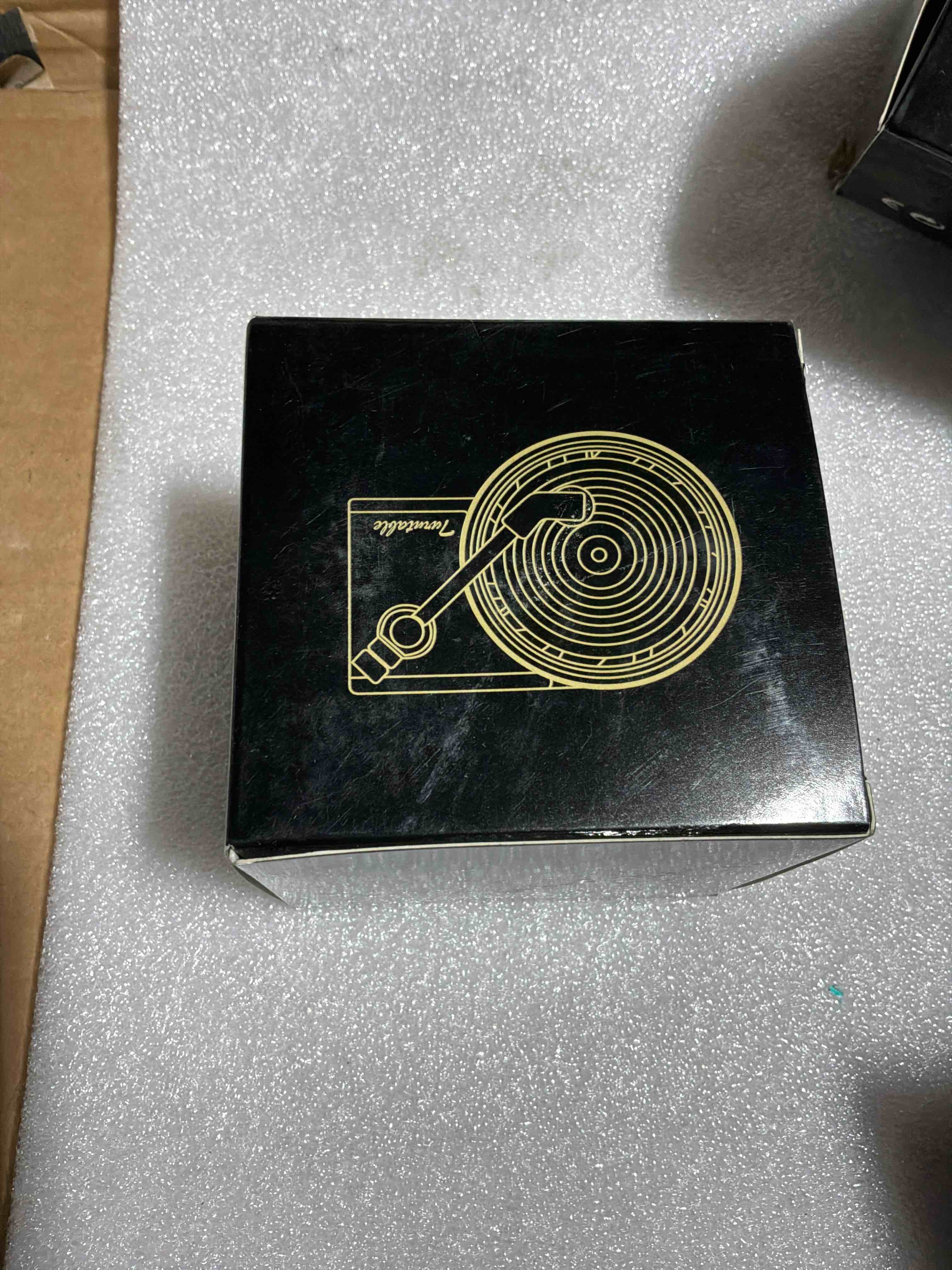 Condition photo showing New/Like New for Buewutiry 12PCS Taylor Car Air Fresheners Vent Clips, Record Player Car Fresheners for Women, Album Cover Air Freshener Car Accessories For Music Fans Gift.