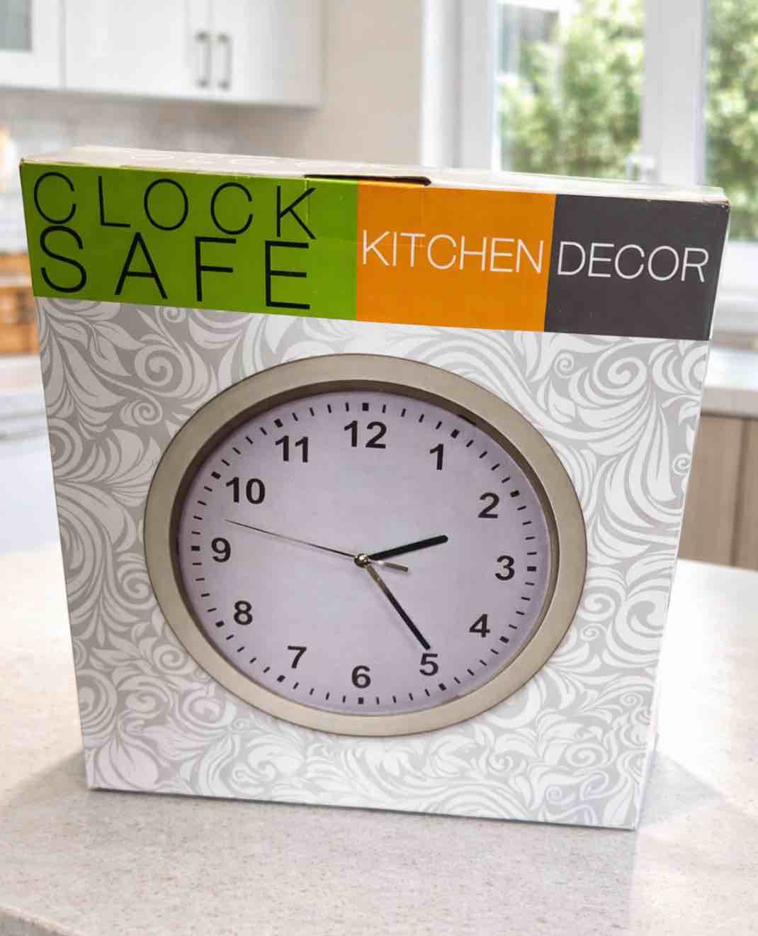 Kitchen Wall Clock Safe