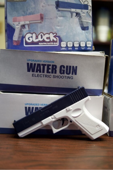 Deputies Confiscate Realistic-Looking Water Guns on Sale at Belmont County Fair