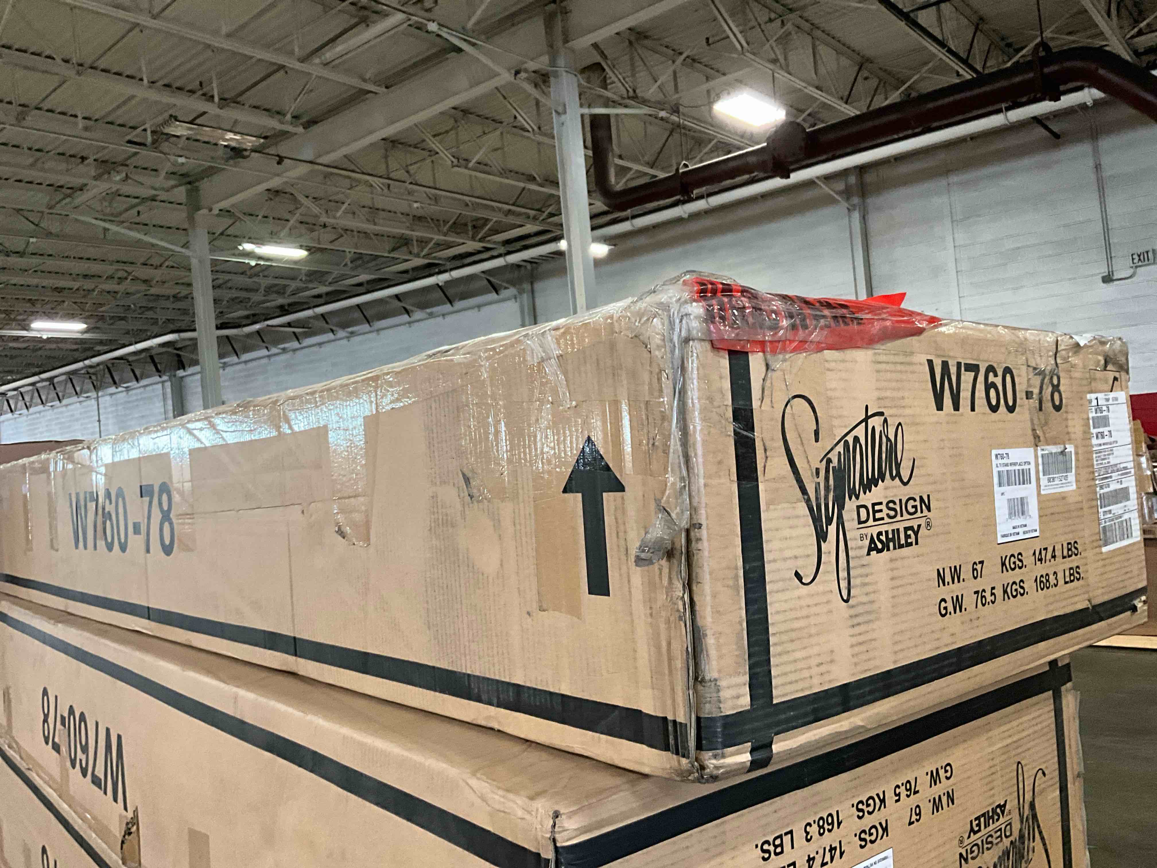 Condition photo showing New/Like New for krystanza 92" tv stand