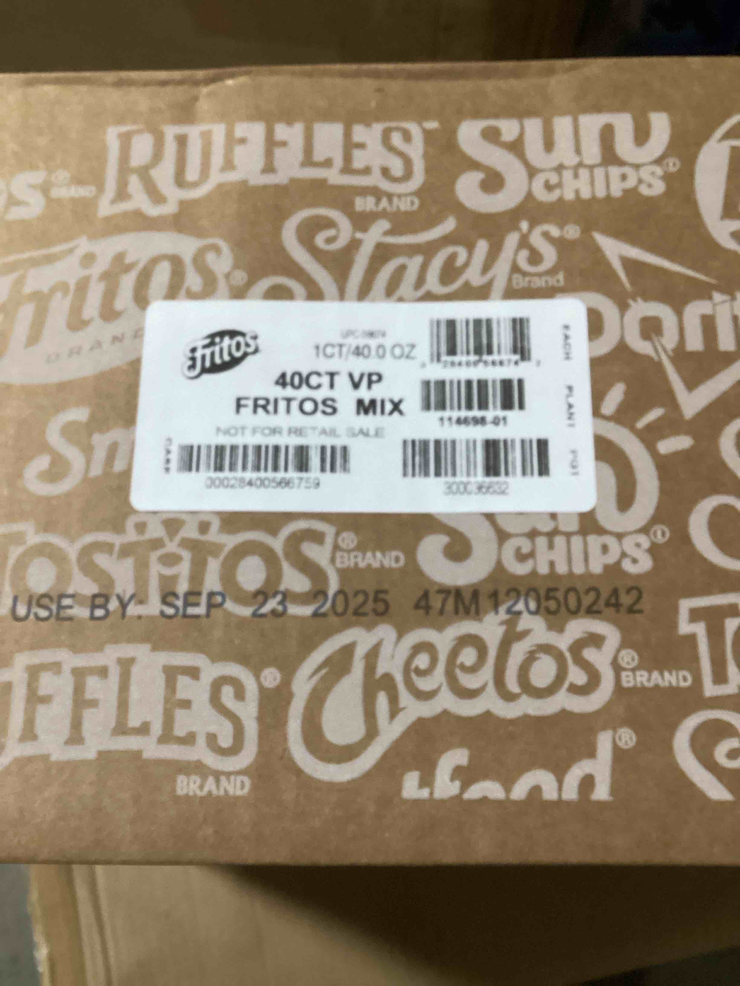 Condition photo showing New/Like New for 40ct vp fritos mix
