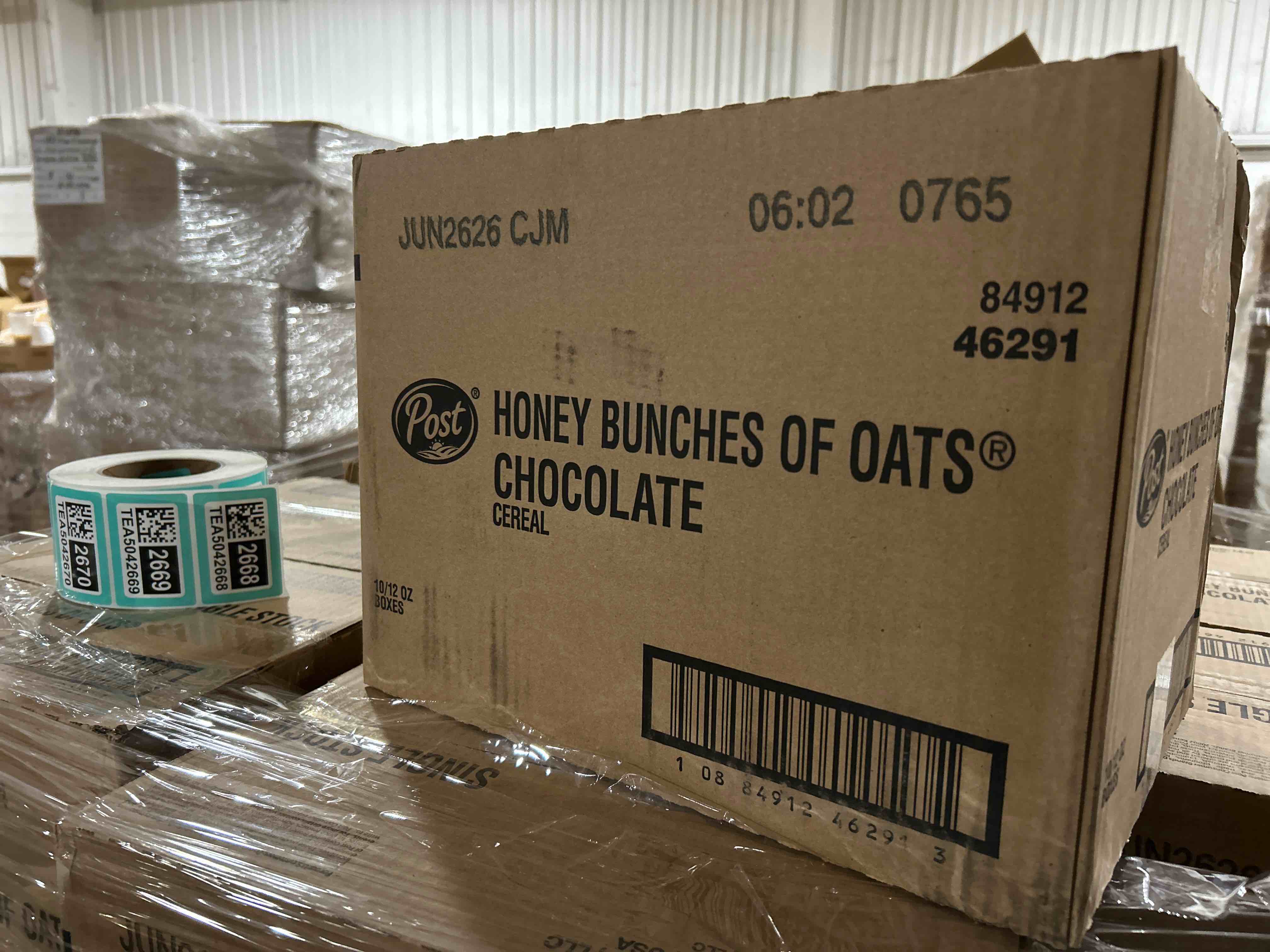 case of 12 honey bunches of oats chocolate, 12 ounce box