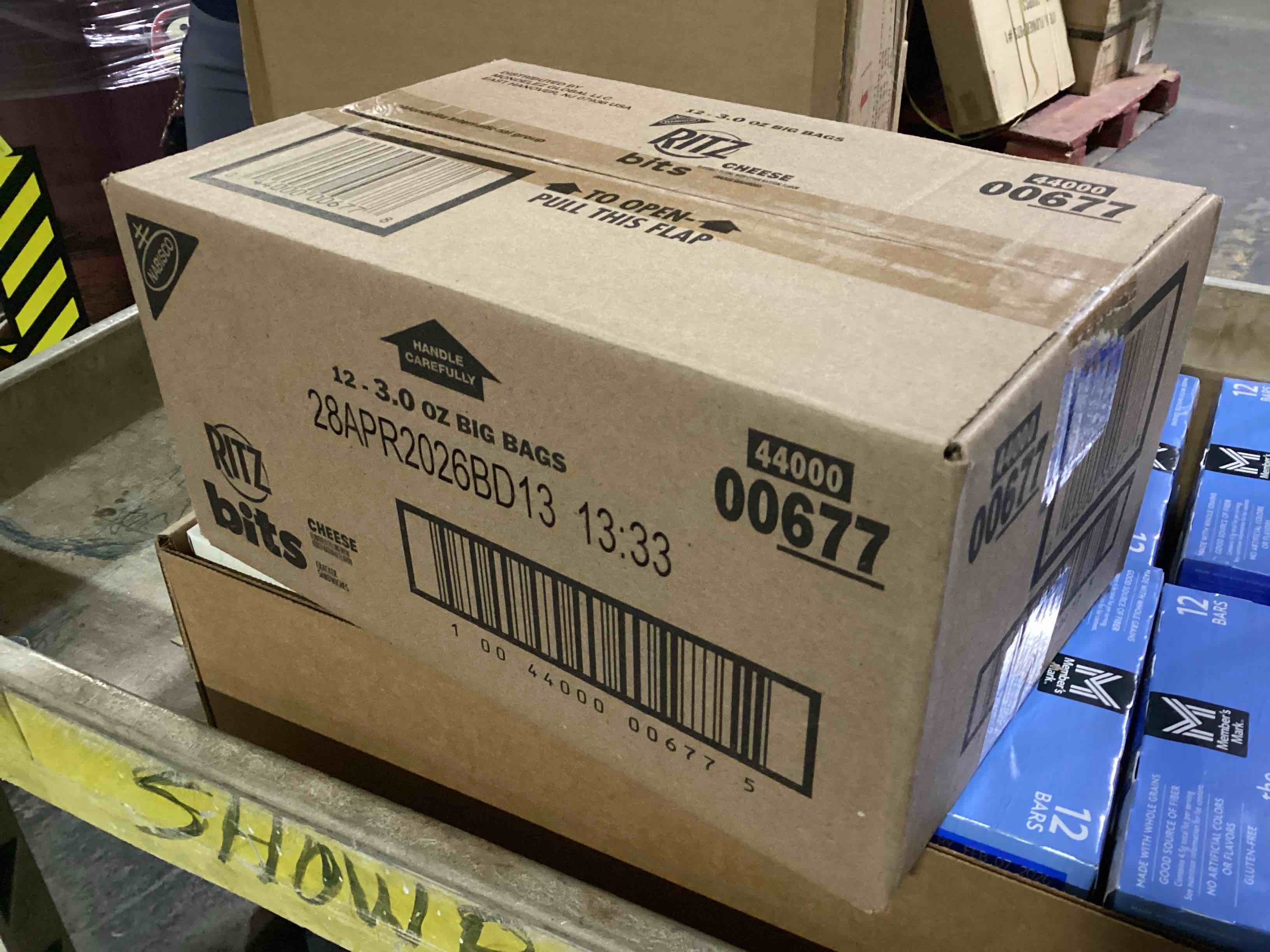 Condition photo showing New/Like New for case of 12 nabisco ritz crackers-single serve sandwiches cheese 1x3.000 oz (bb 4-28-26)