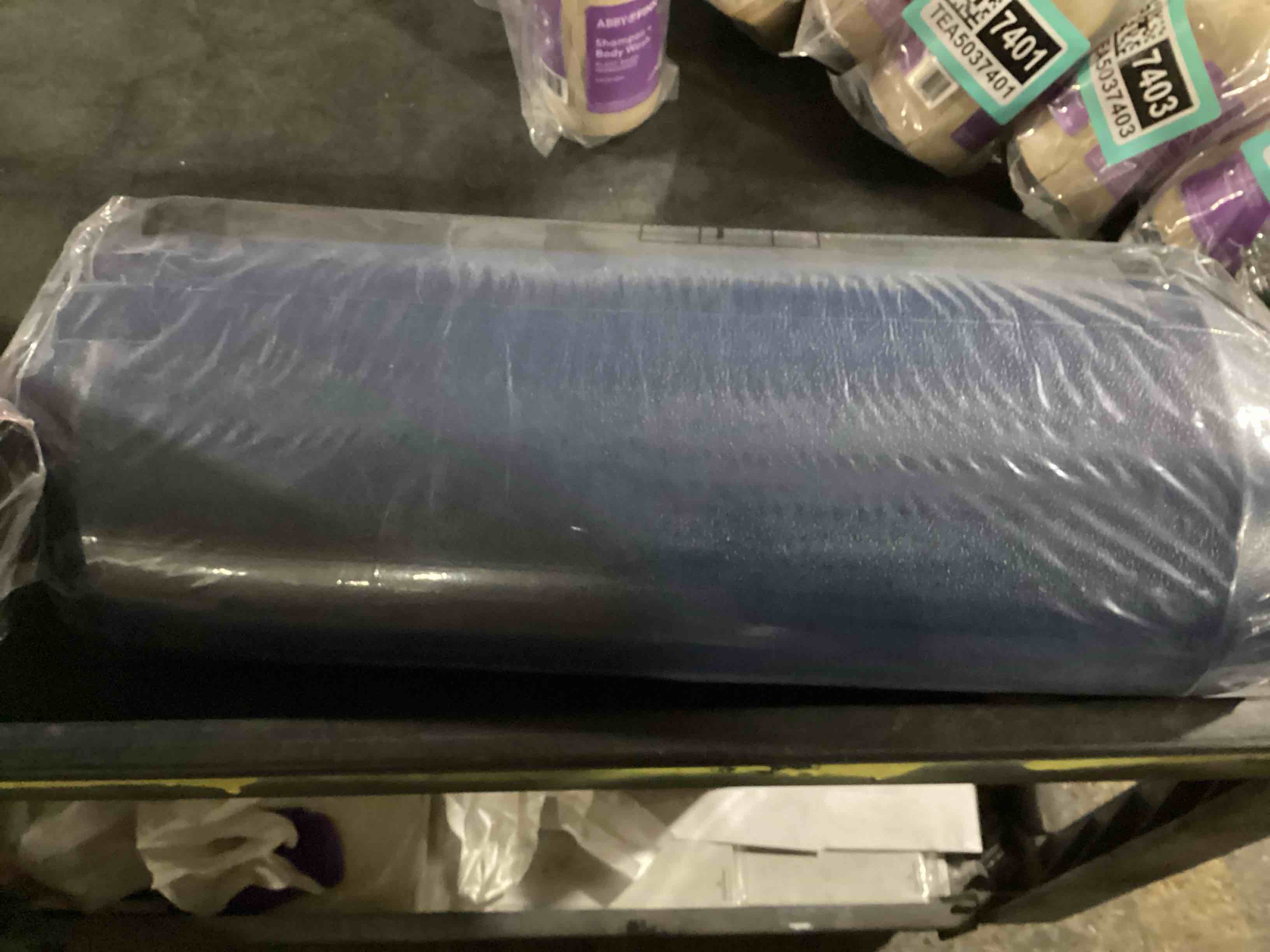 Condition photo showing New/Like New for kitchen mat cushioned anti fatigue rug blue 