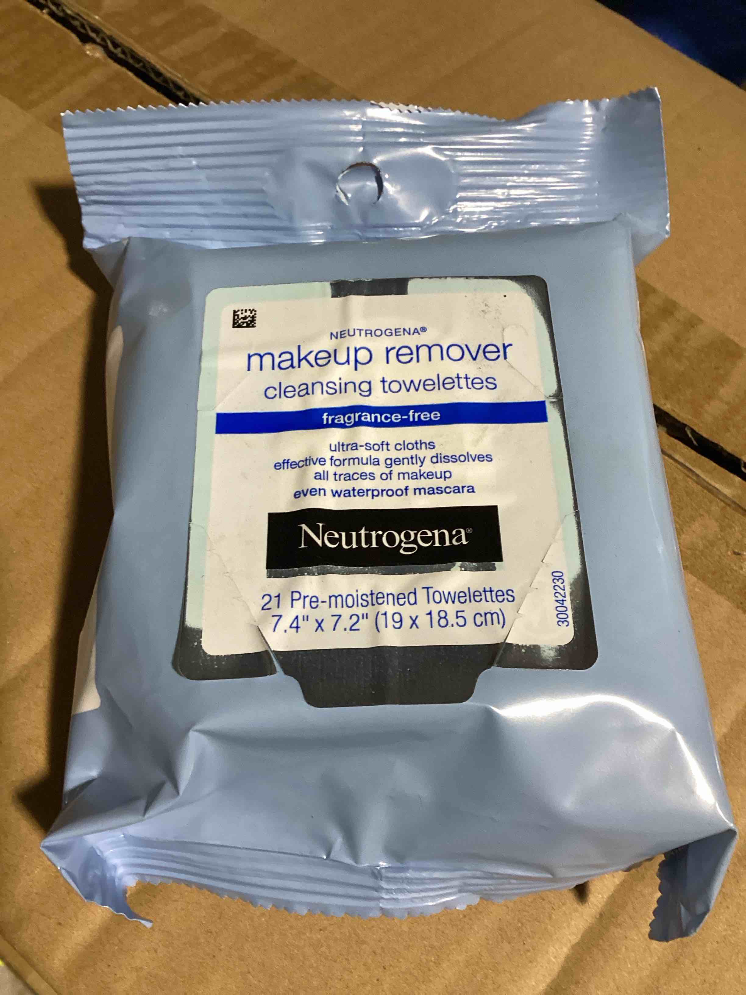 neutrogena makeup remover cleansing towelettes, fragrance free - 21 ct