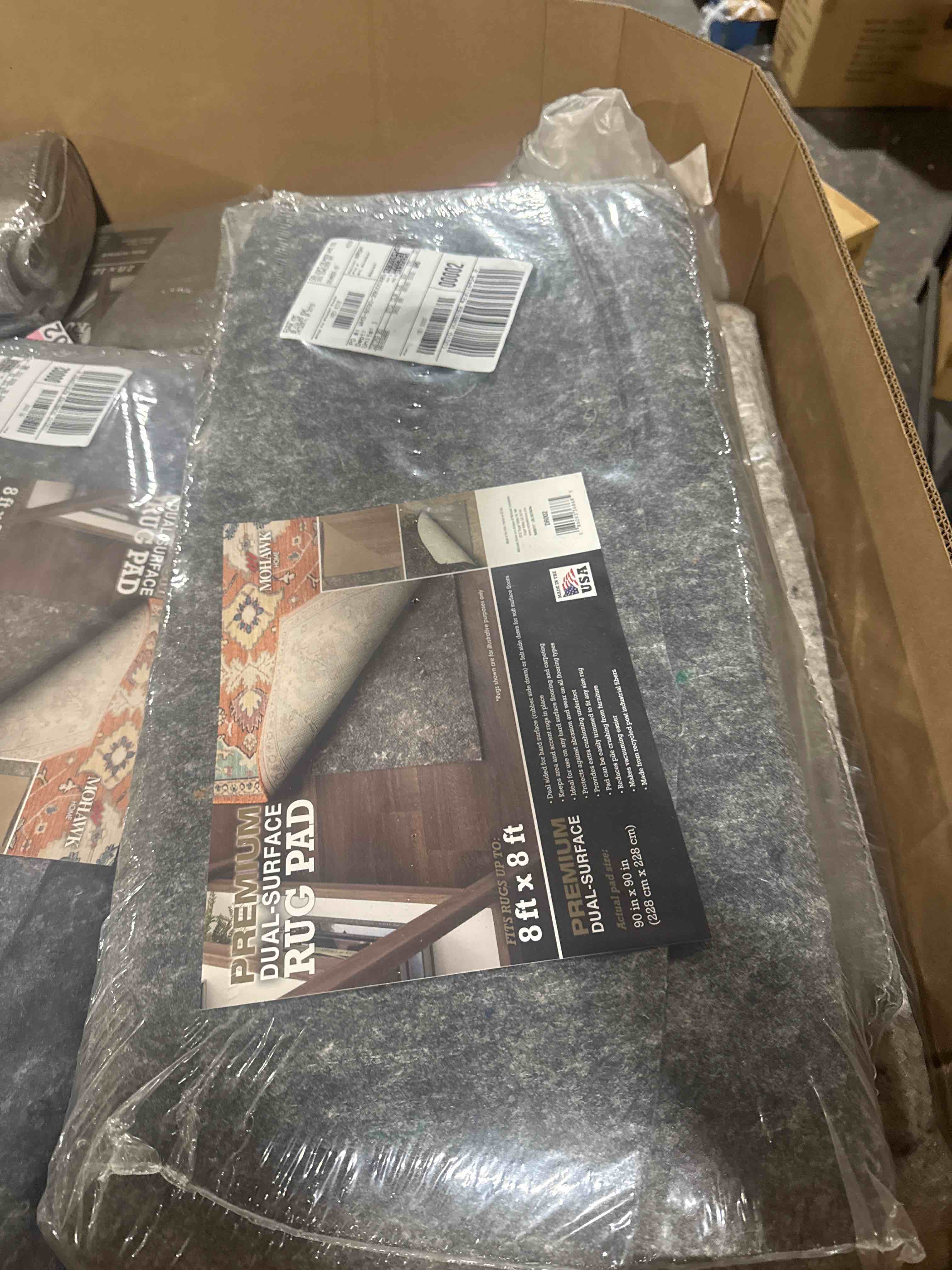 Condition photo showing New/Like New for mohawk dual surface rug pad (7  6  round)