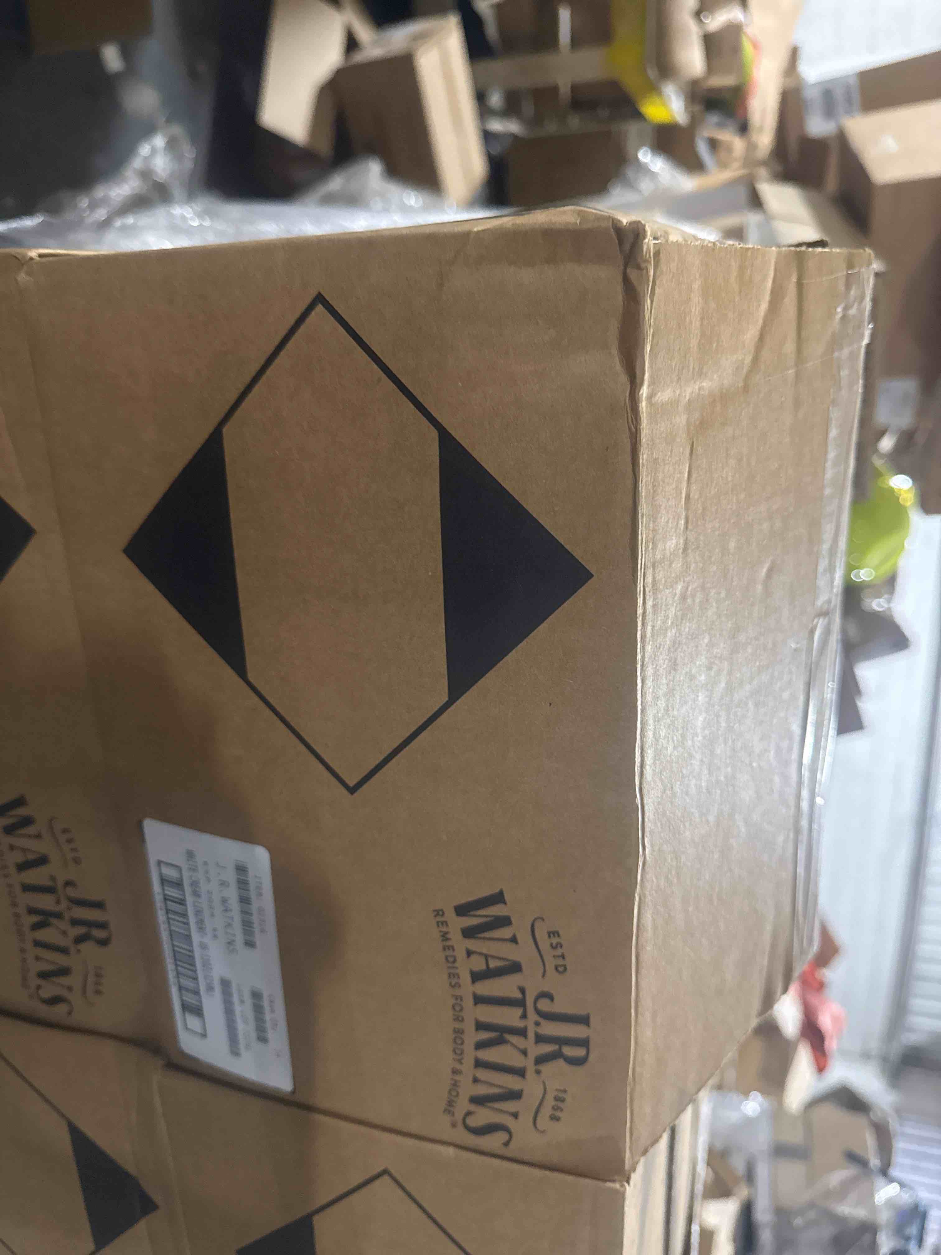 https://s3.amazonaws.com/lotting-images-prod/bidfta/_1780423748826.jpeg