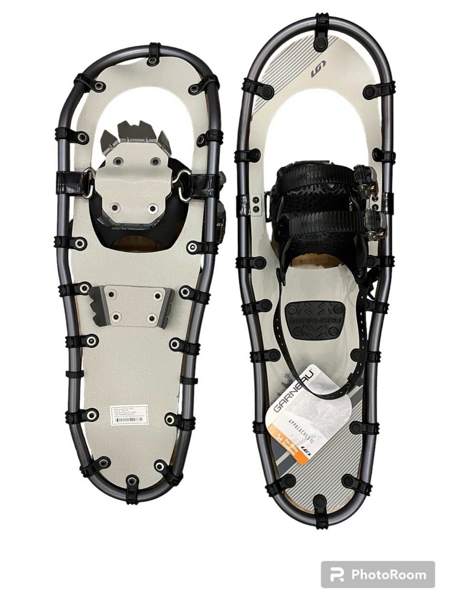 size 822 (80-160lb) garneau appalaches ii woman’s snowshoes, white