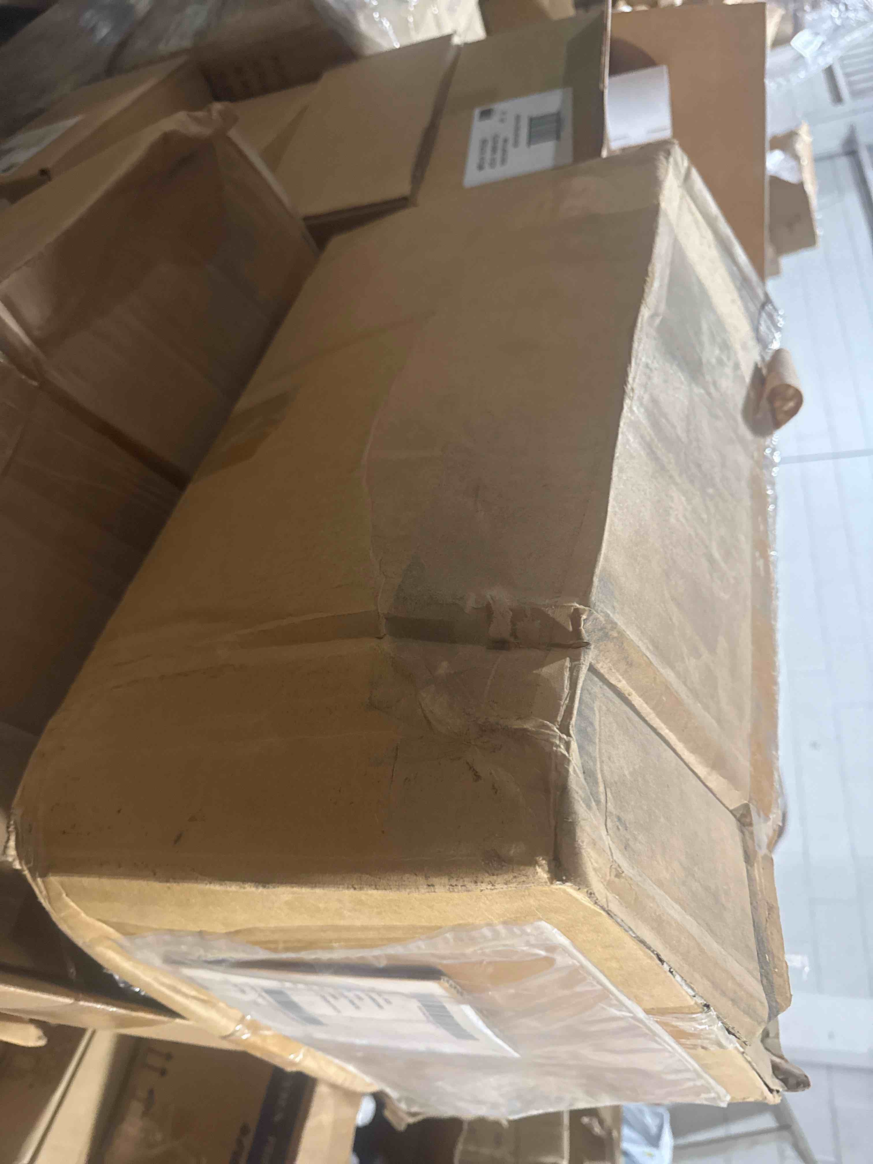 https://s3.amazonaws.com/lotting-images-prod/bidfta/_1781900168570.jpeg