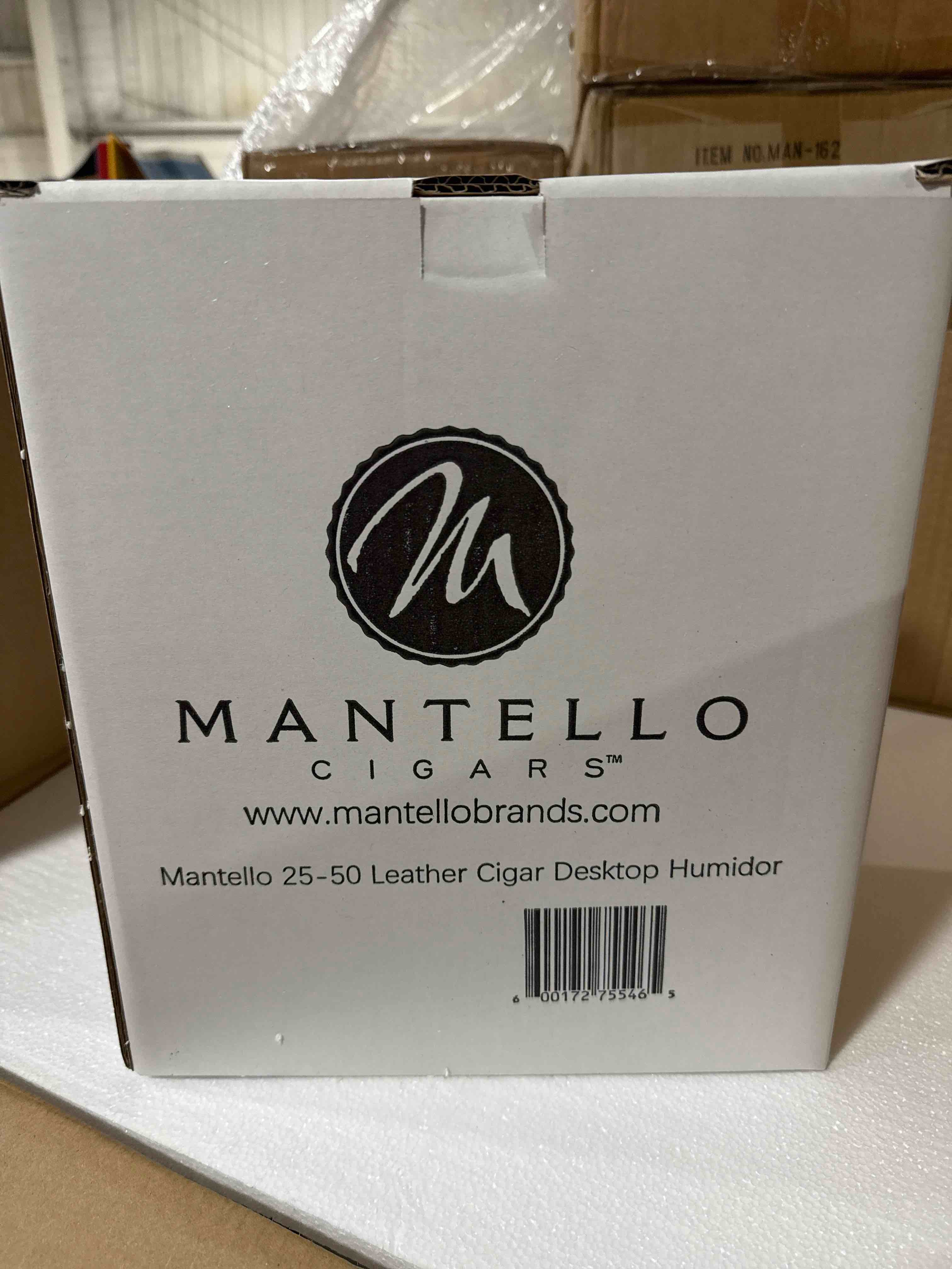Condition photo showing Brand New for mantello cigars cigar humidor case box with humidifier and removable cedar divider 25 – 50 cigar capacity