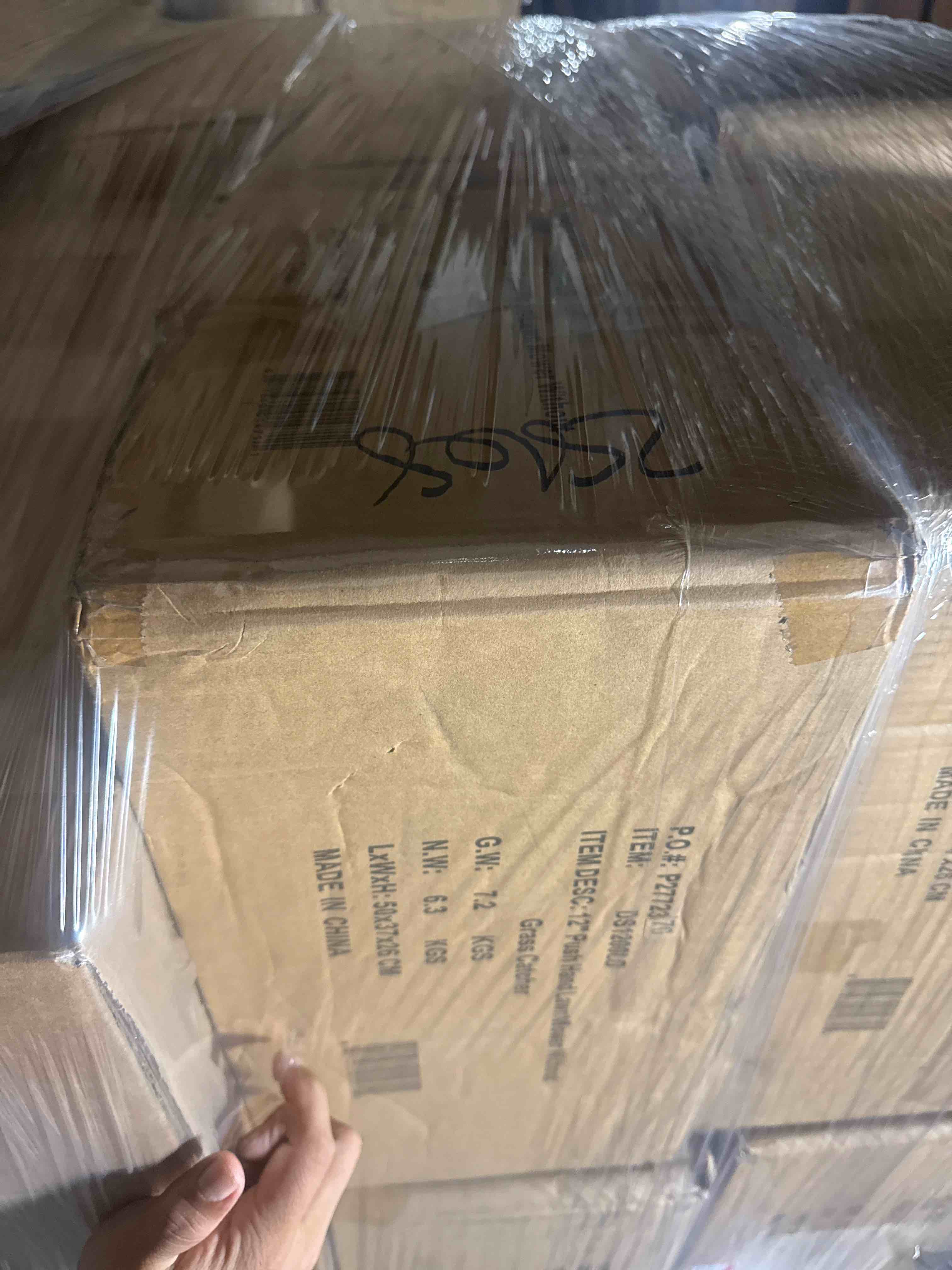 Condition photo showing Good Condition for durostar ds1200ld 12-inch 5 blade height adjusting push reel mower