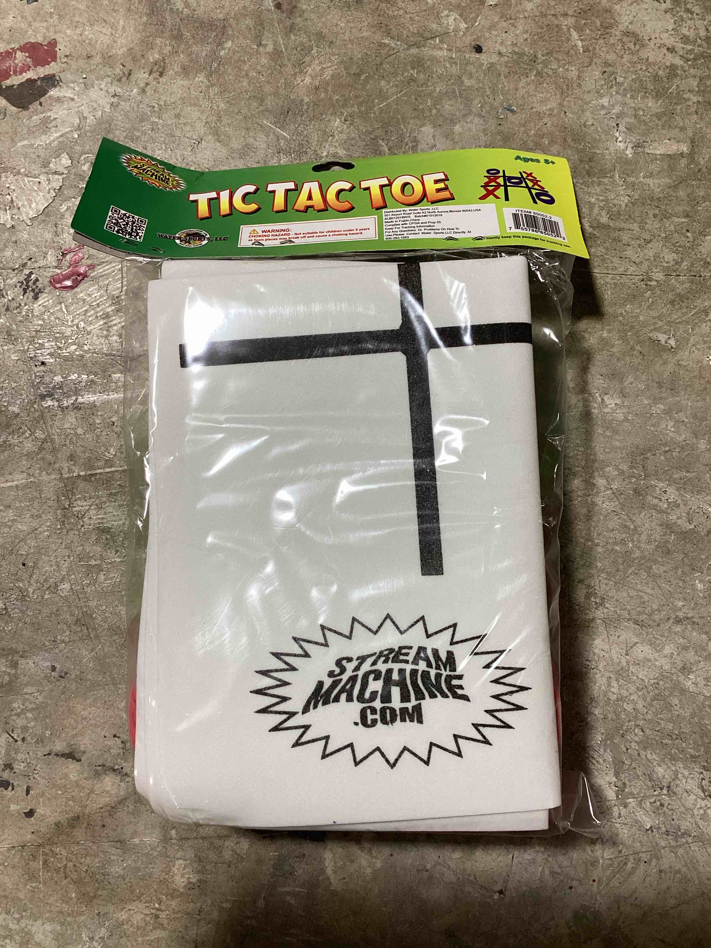 Condition photo showing New/Like New for tic tac toe foam game with mat swimming pool game 