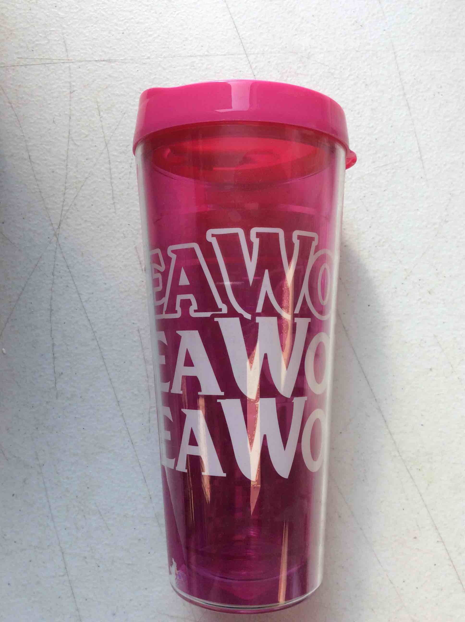 Condition photo showing New/Like New for seaworld pink plastic cup
