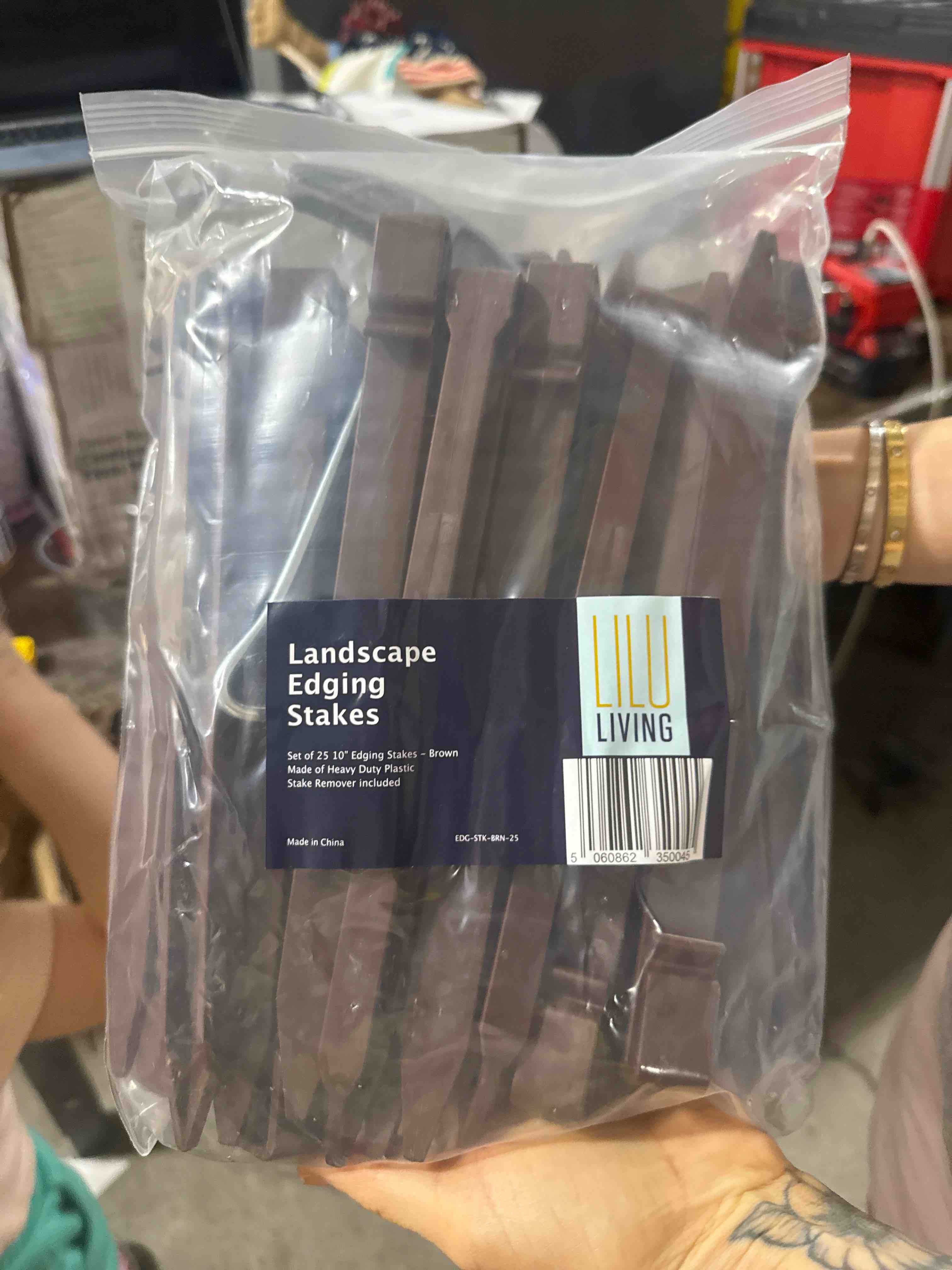 Condition photo showing Brand New for lilu living landscape edging steaks, set of 25, 10 inch brown heavy duty
