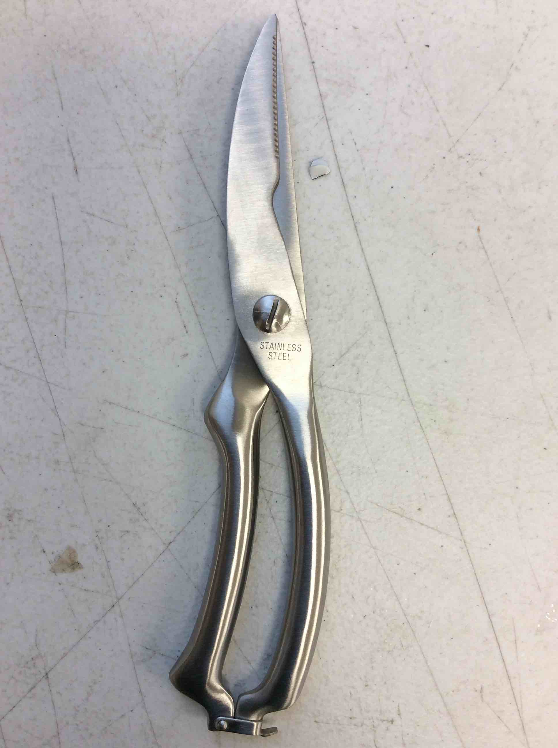 Condition photo showing New/Like New for gardening tool