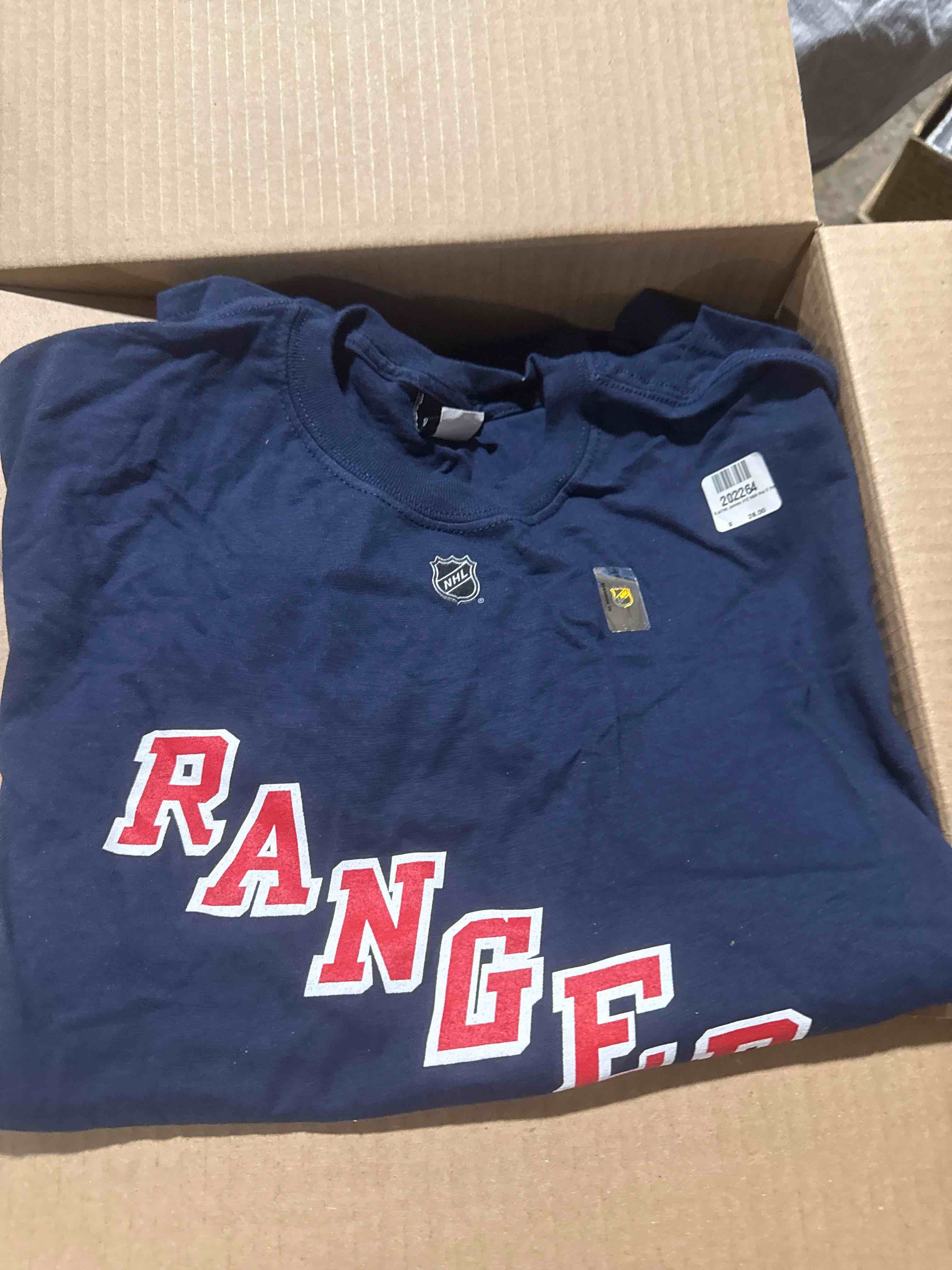 Condition photo showing New/Like New for box lot of 24 assorted clothing t-shirts