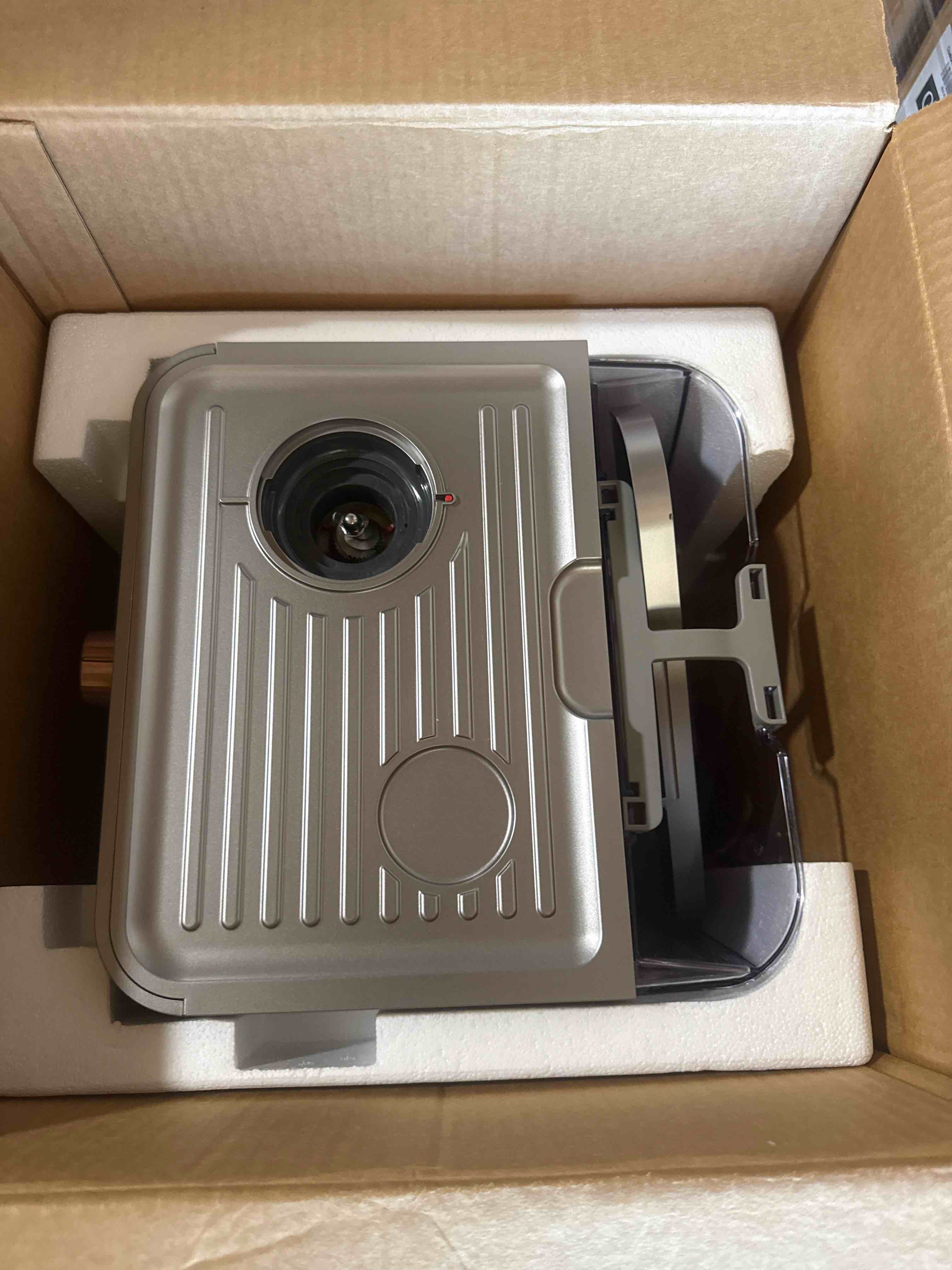 Condition photo showing Good Condition for café™ specialty drip coffee maker