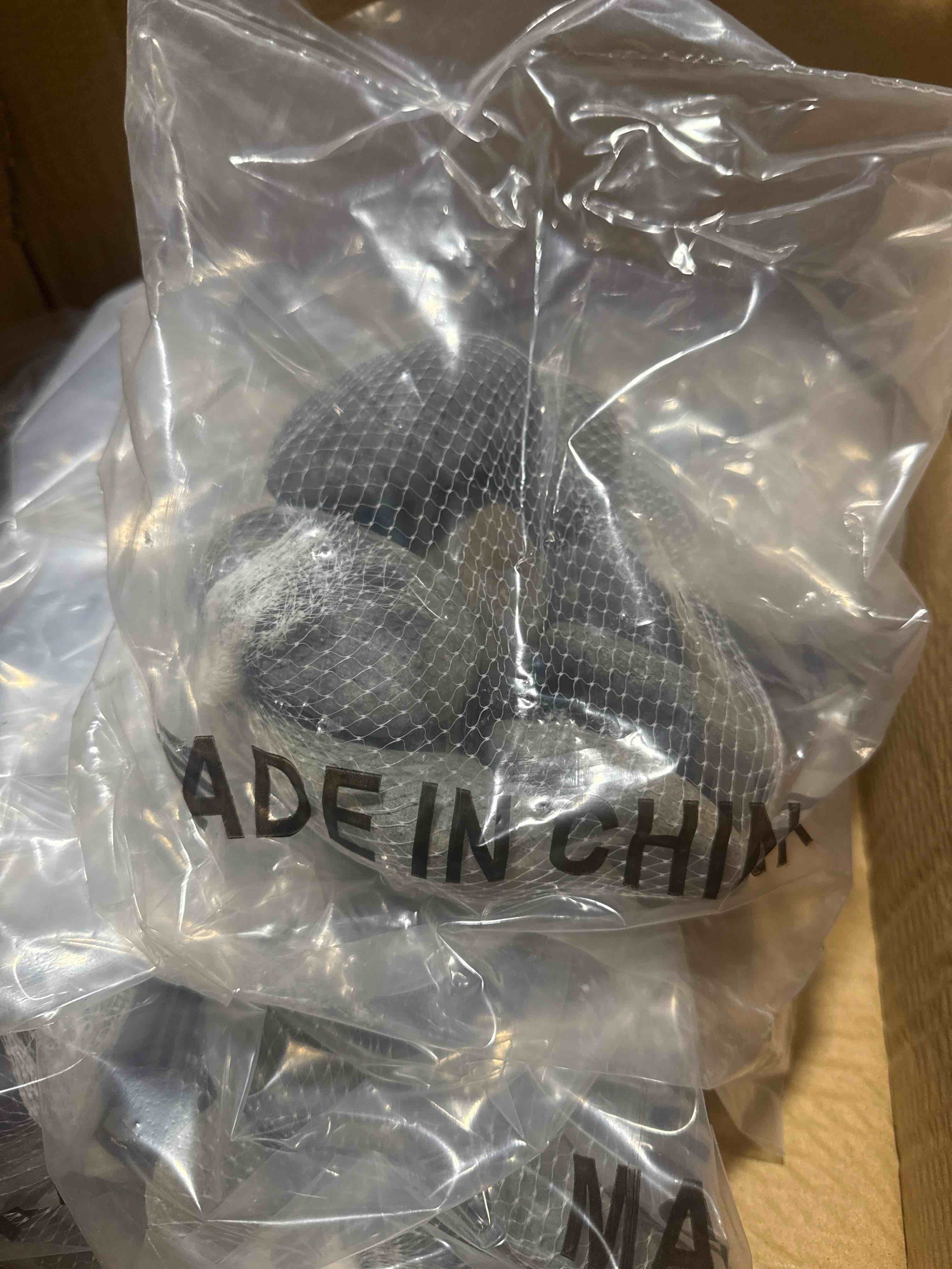 https://s3.amazonaws.com/lotting-images-prod/bidfta/_1784833153234.jpeg