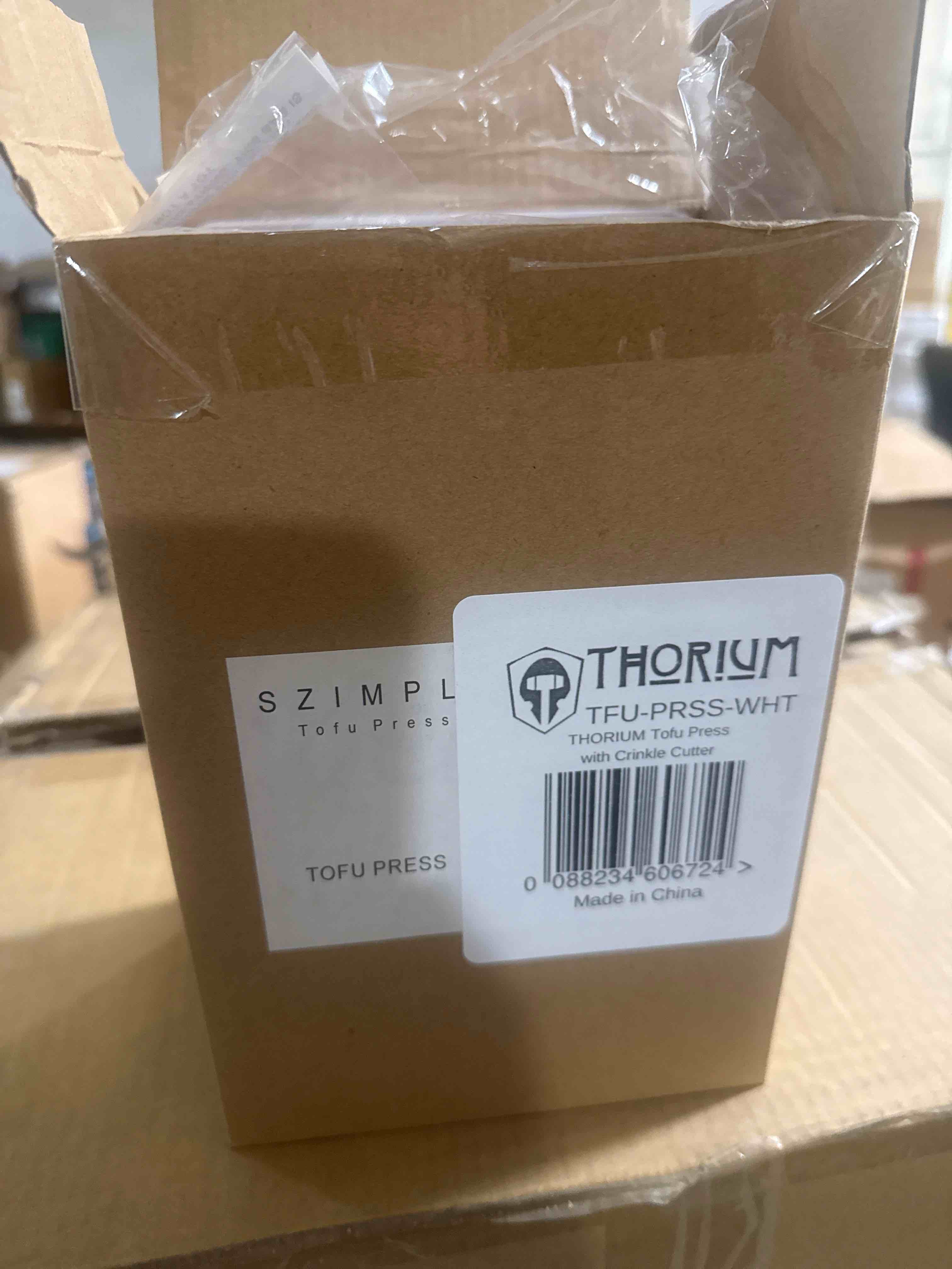 Condition photo showing Brand New for thorium tofu press