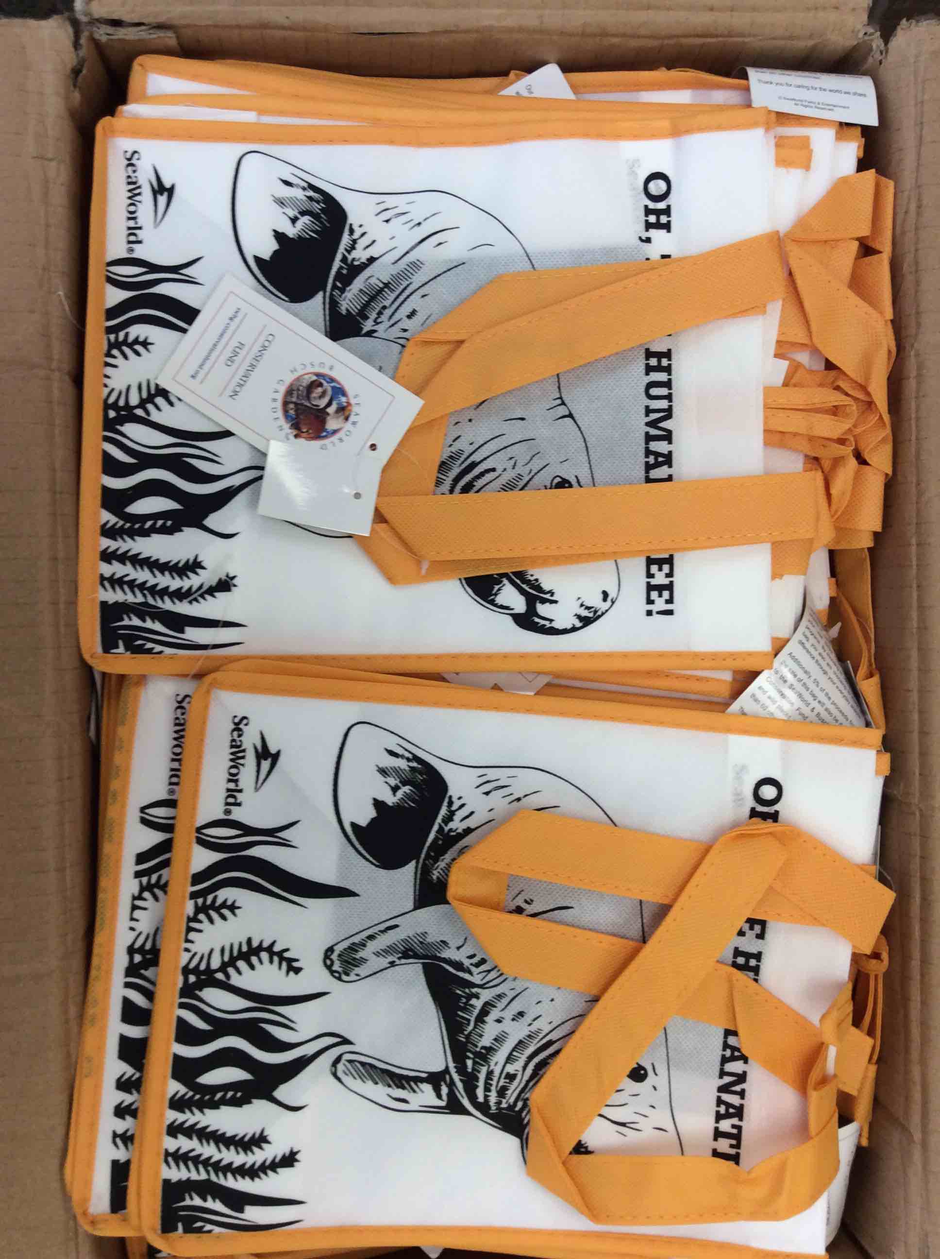 Condition photo showing New/Like New for box of manatee bags 