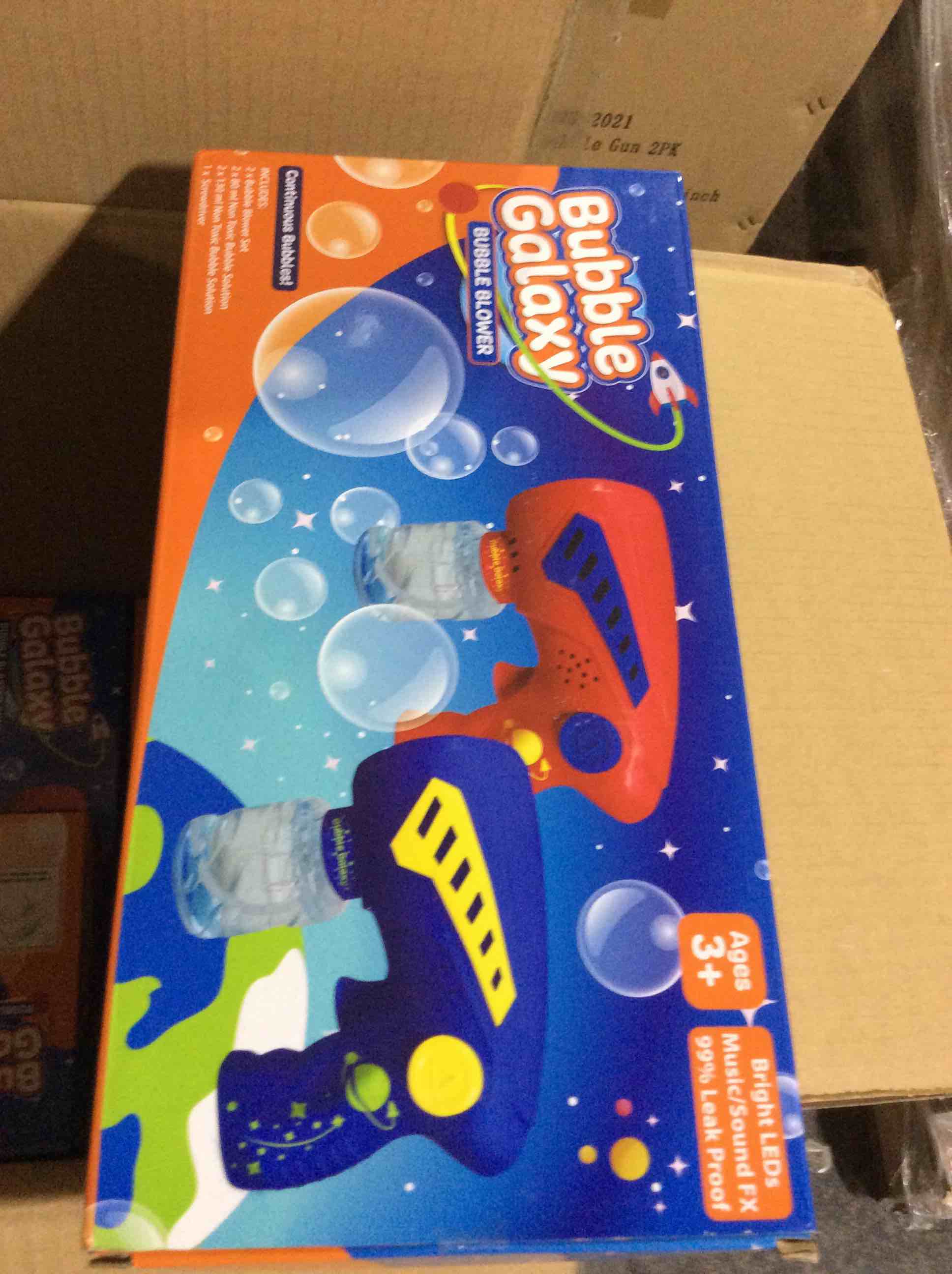 Condition photo showing New/Like New for usa toyz 2pk bubble blowing toy machine bubble blaster