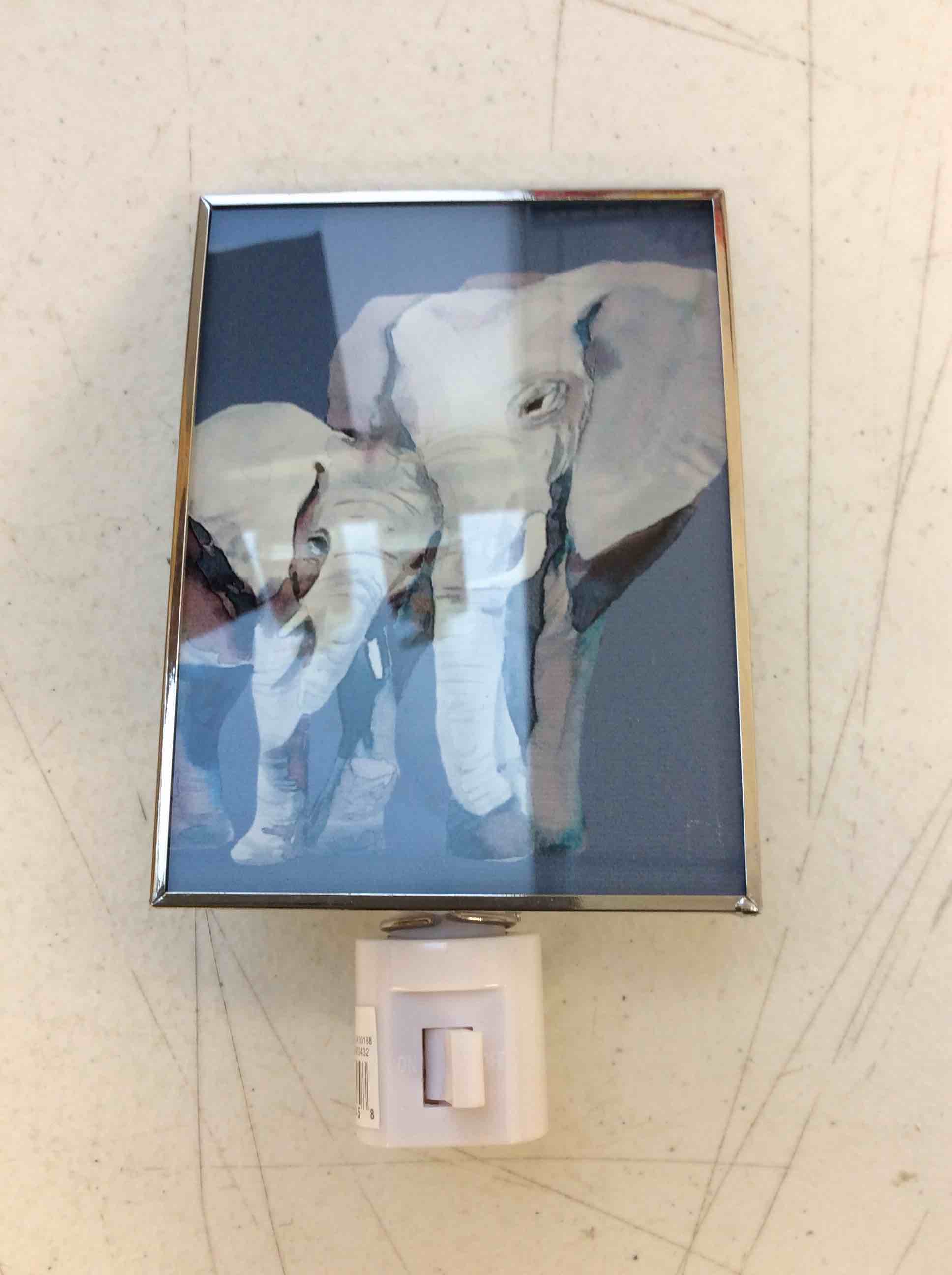 Condition photo showing Brand New for elephant lightning picture