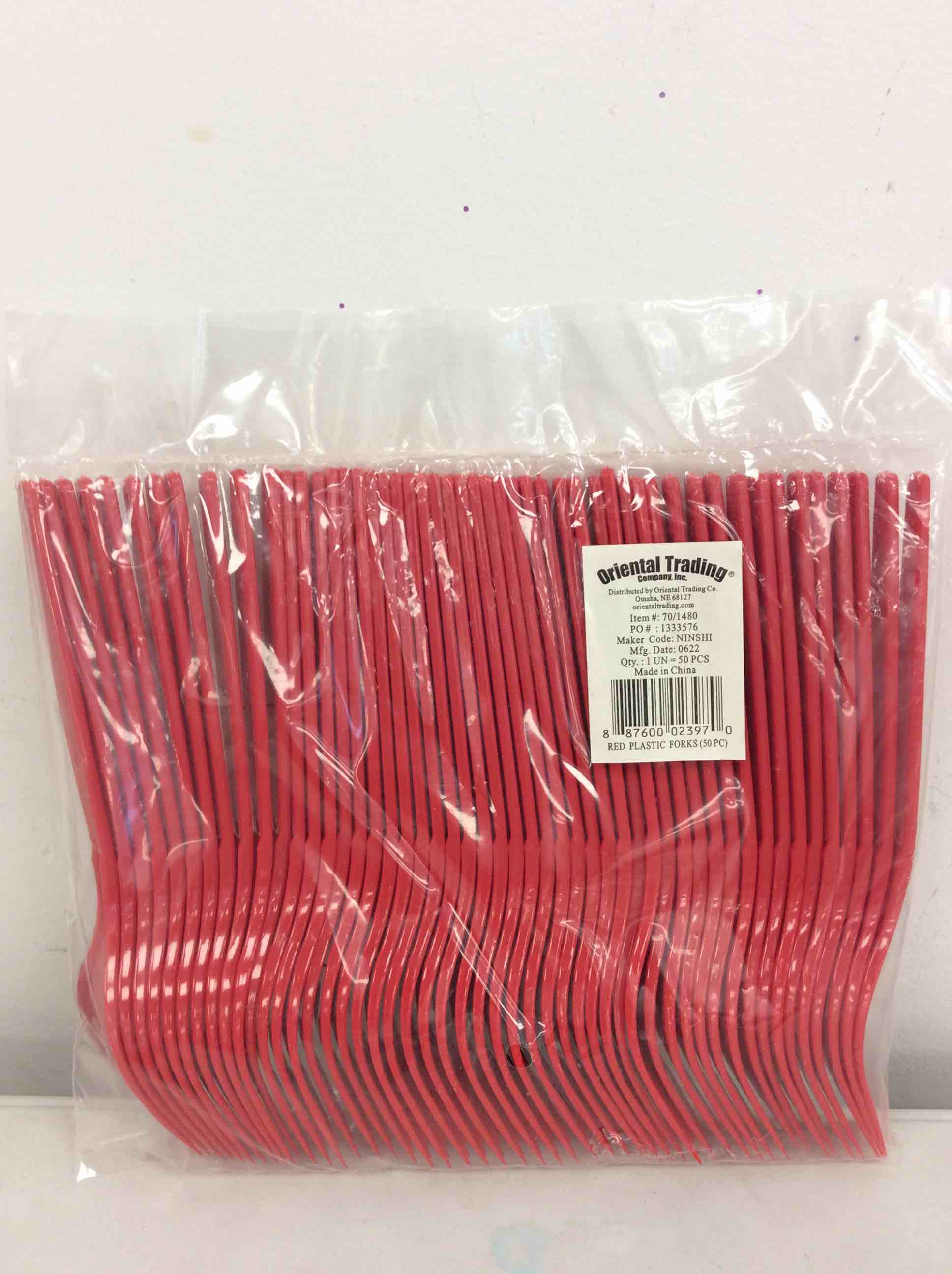 Condition photo showing New/Like New for fun express - real red plastic forks (50pc) - party supplies - solid tableware - cutlery - 50 pieces
