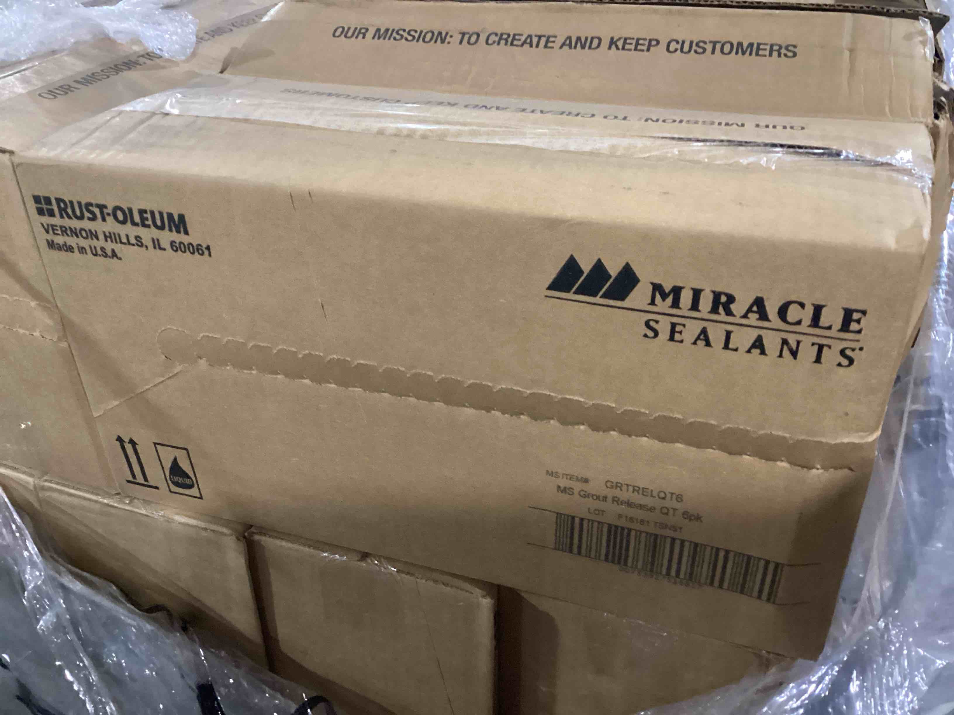 Condition photo showing New/Like New for case of 6 miracle sealants grout release 1 quart