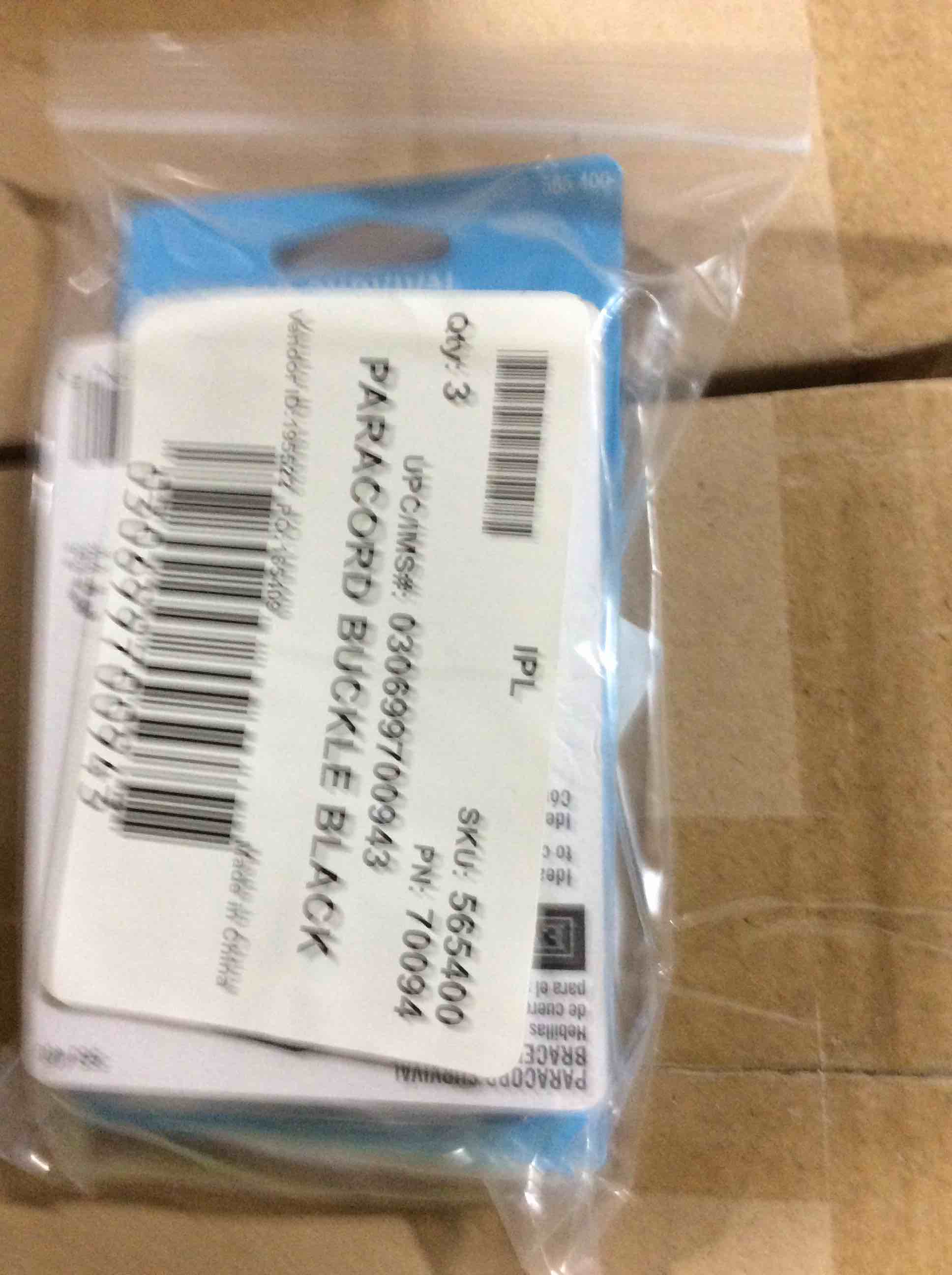 Condition photo showing New/Like New for case of 3 - 3/4 in. paracord survival bracelet buckle (2-pack), black