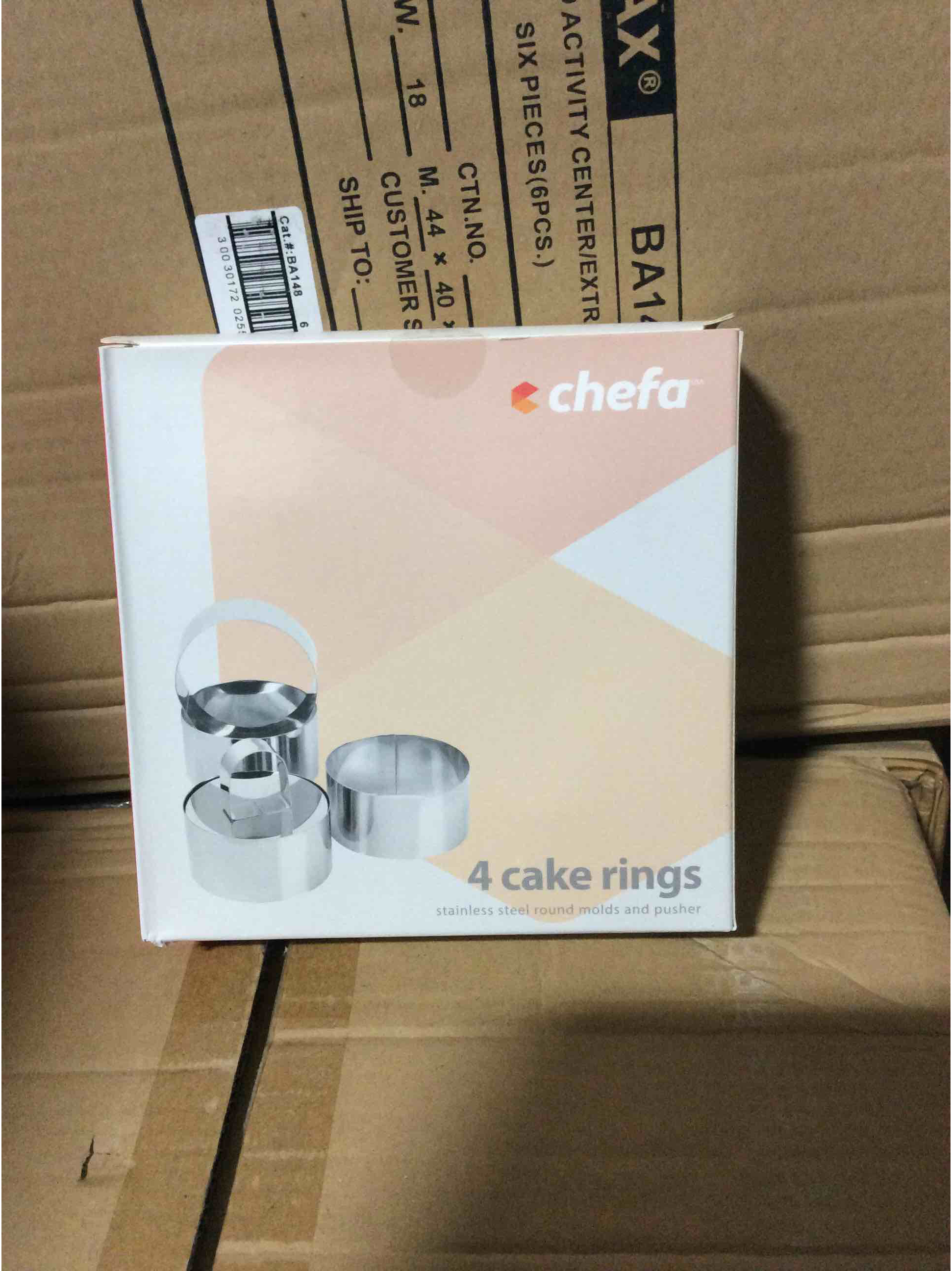 Condition photo showing New/Like New for set of 4 - round stainless steel small cake rings mousse and pastry mini baking ring mold with pusher