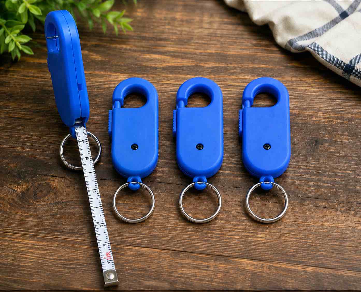 Pack of 4 Mini Retractable Tape Measure Keychain