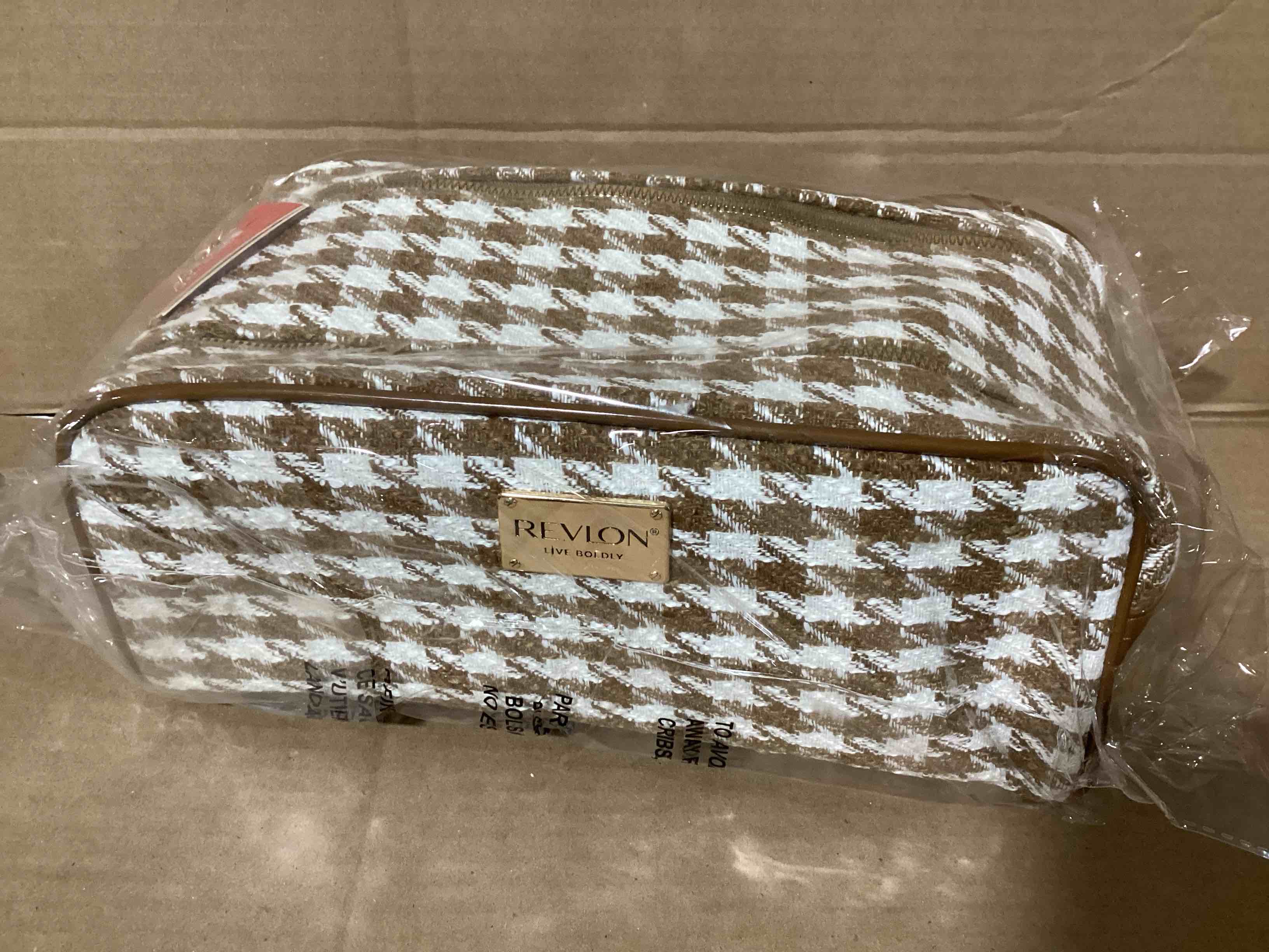 https://s3.amazonaws.com/lotting-images-prod/bidfta/_1789058900708.jpeg